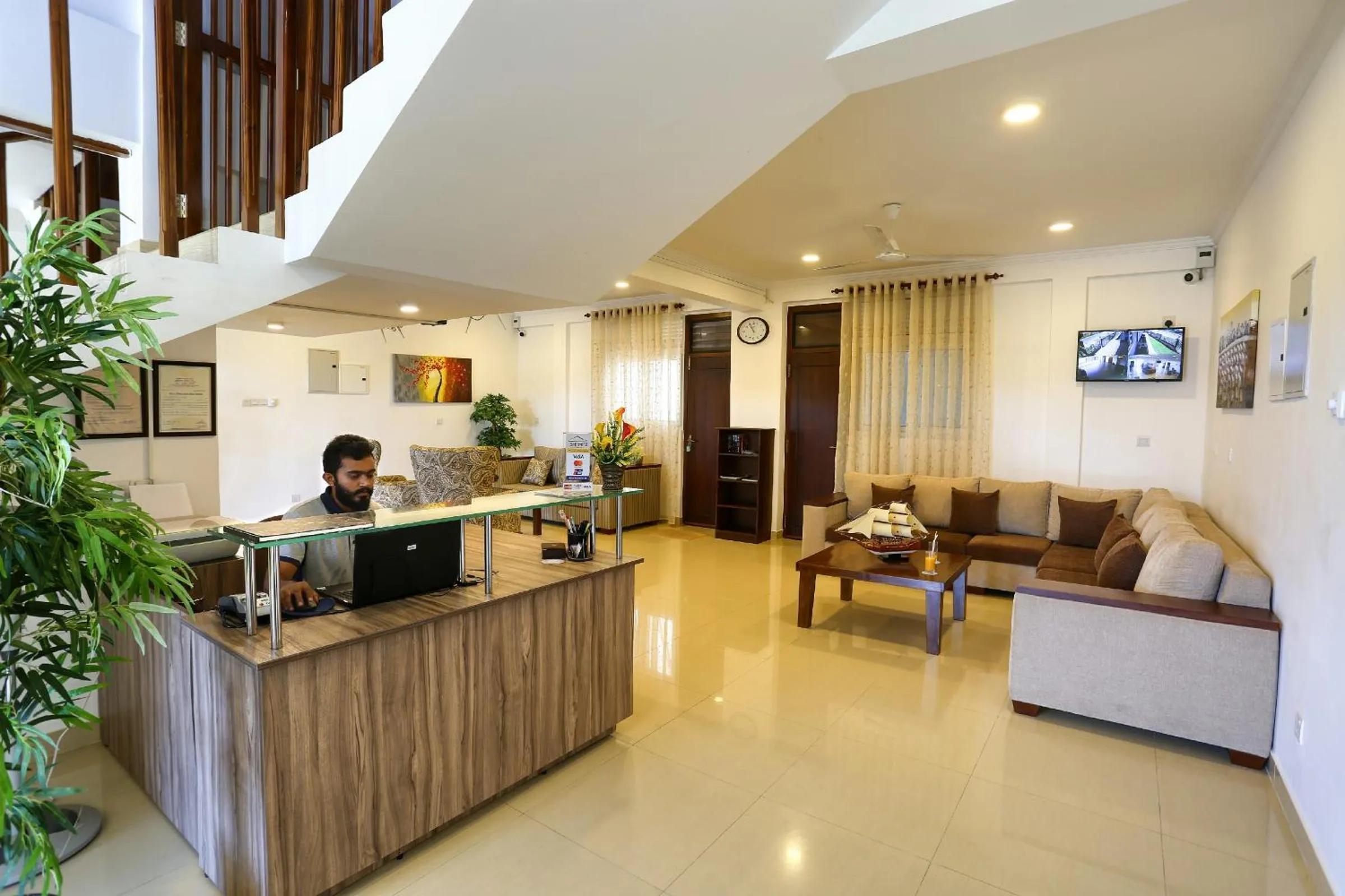 Lobby or reception in Shamaz Galle
