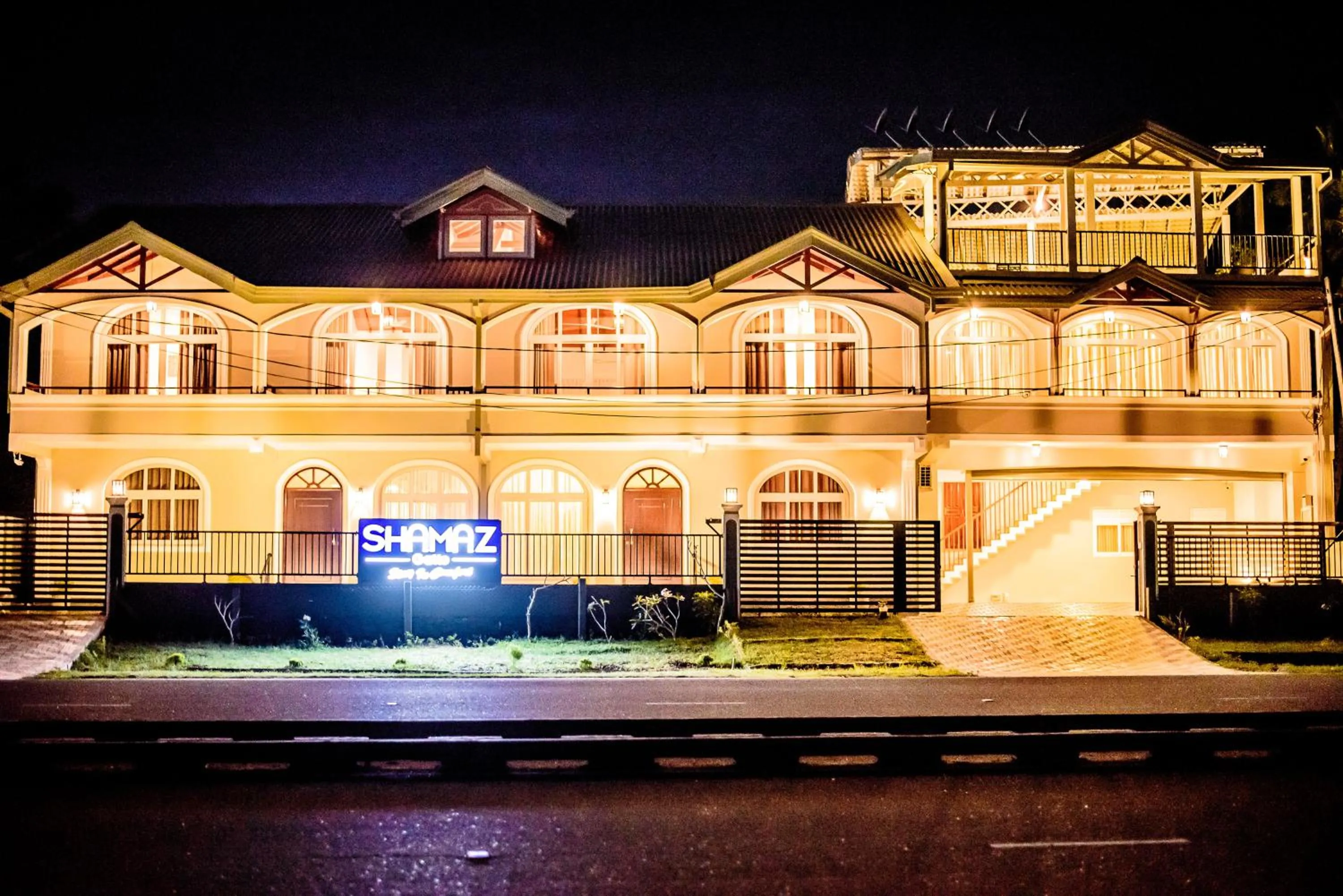 Property building in Shamaz Galle