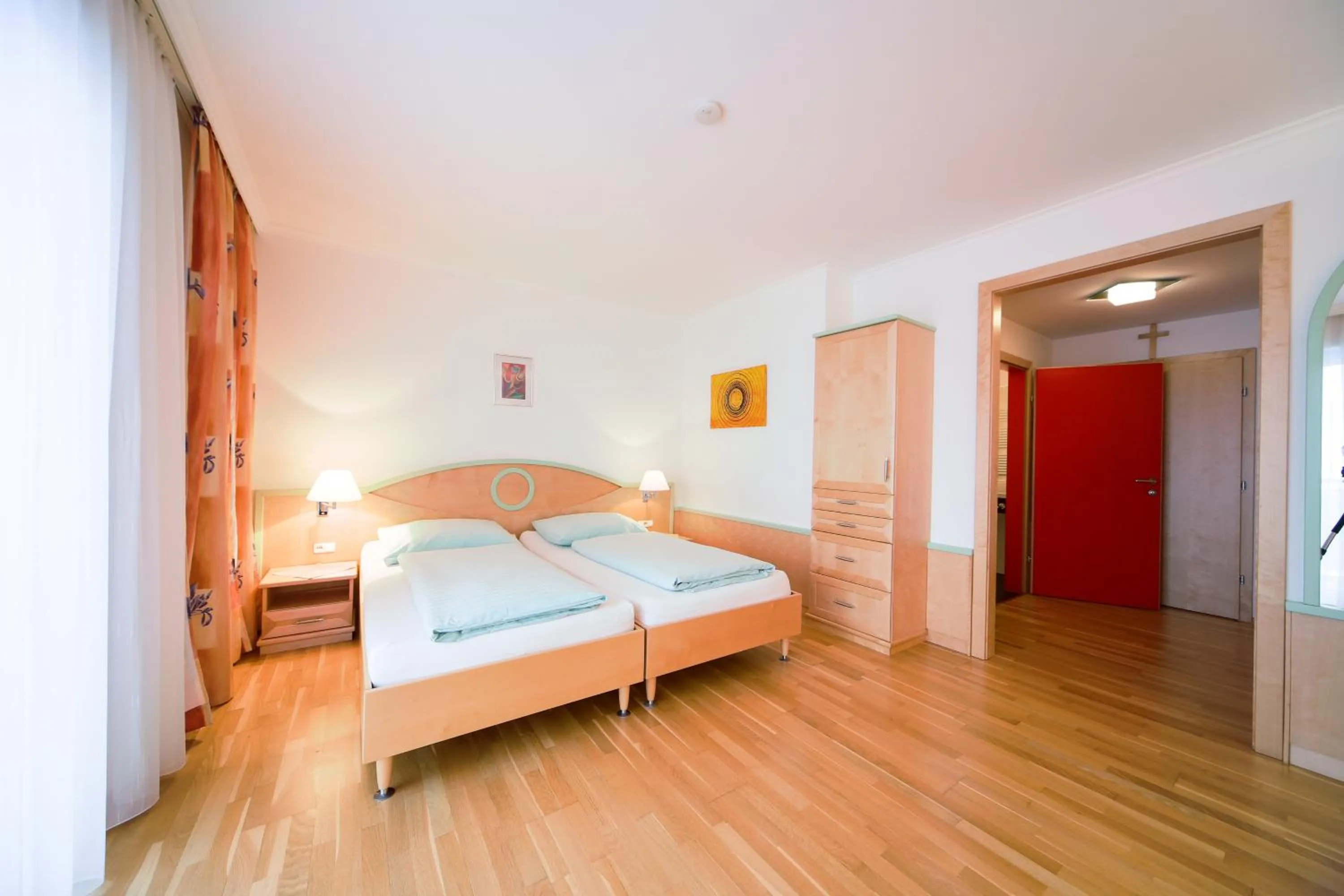 Bed in Hotel zum Kirchenwirt Mariazell