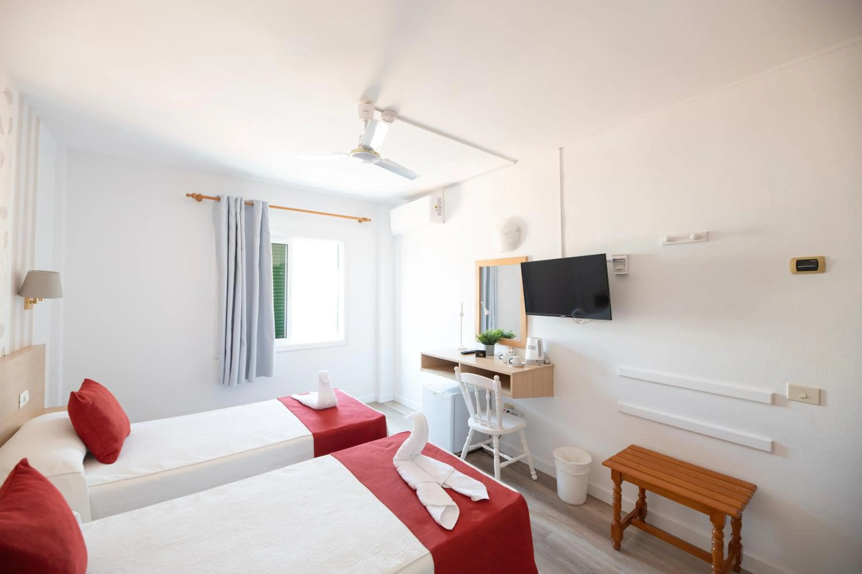 Bedroom, Bed in Hotel Apartamentos Villa Gomera