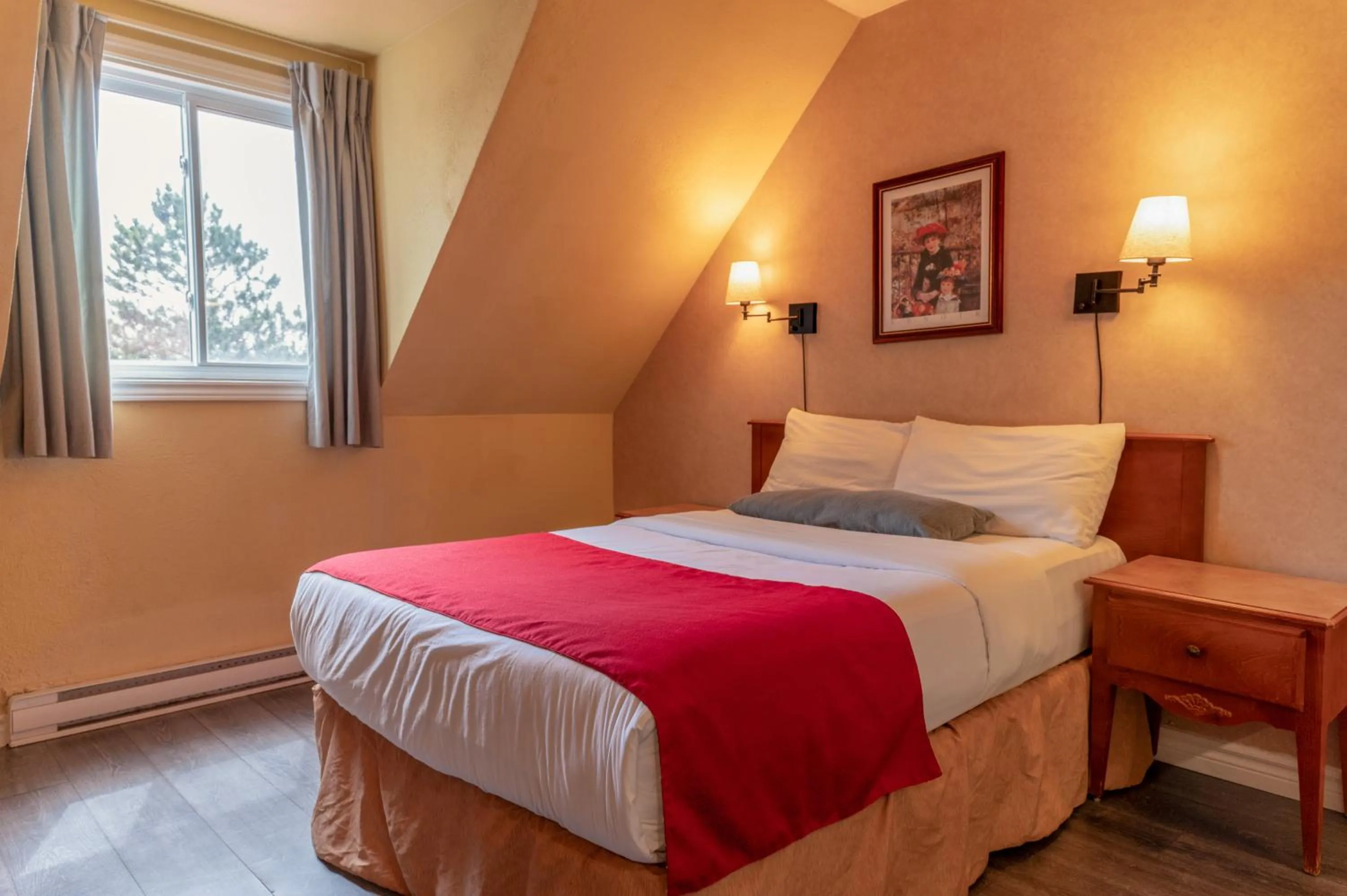 Bed in Hotel Cowansville