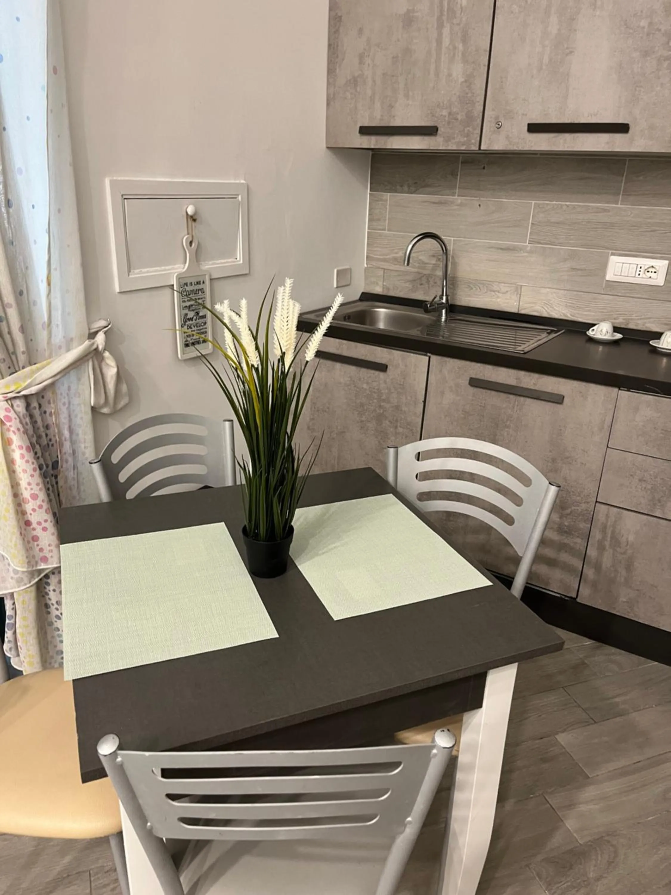 Kitchen or kitchenette in Napoli DownTown