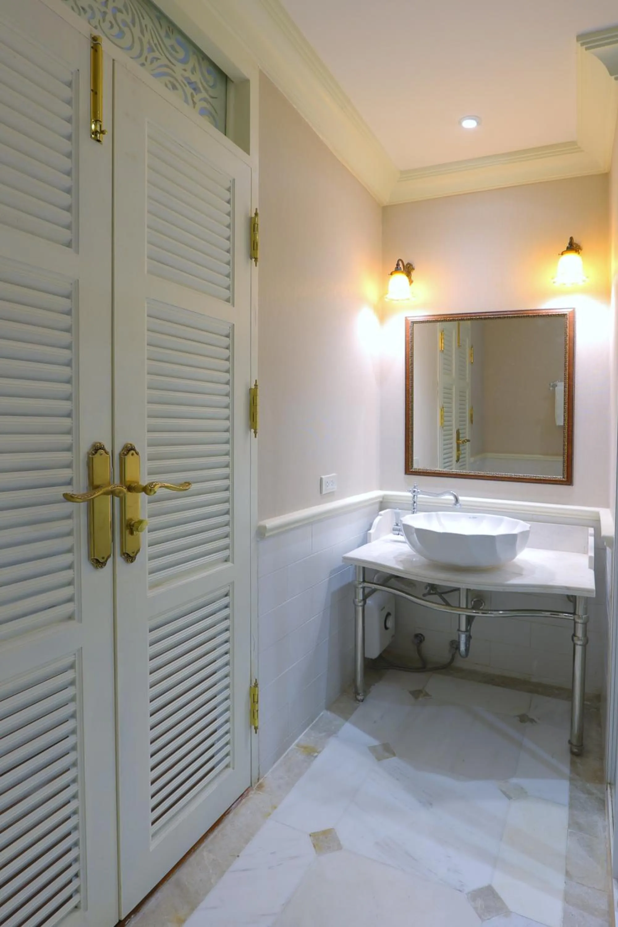 Bathroom in Hiranyakul House Riverside