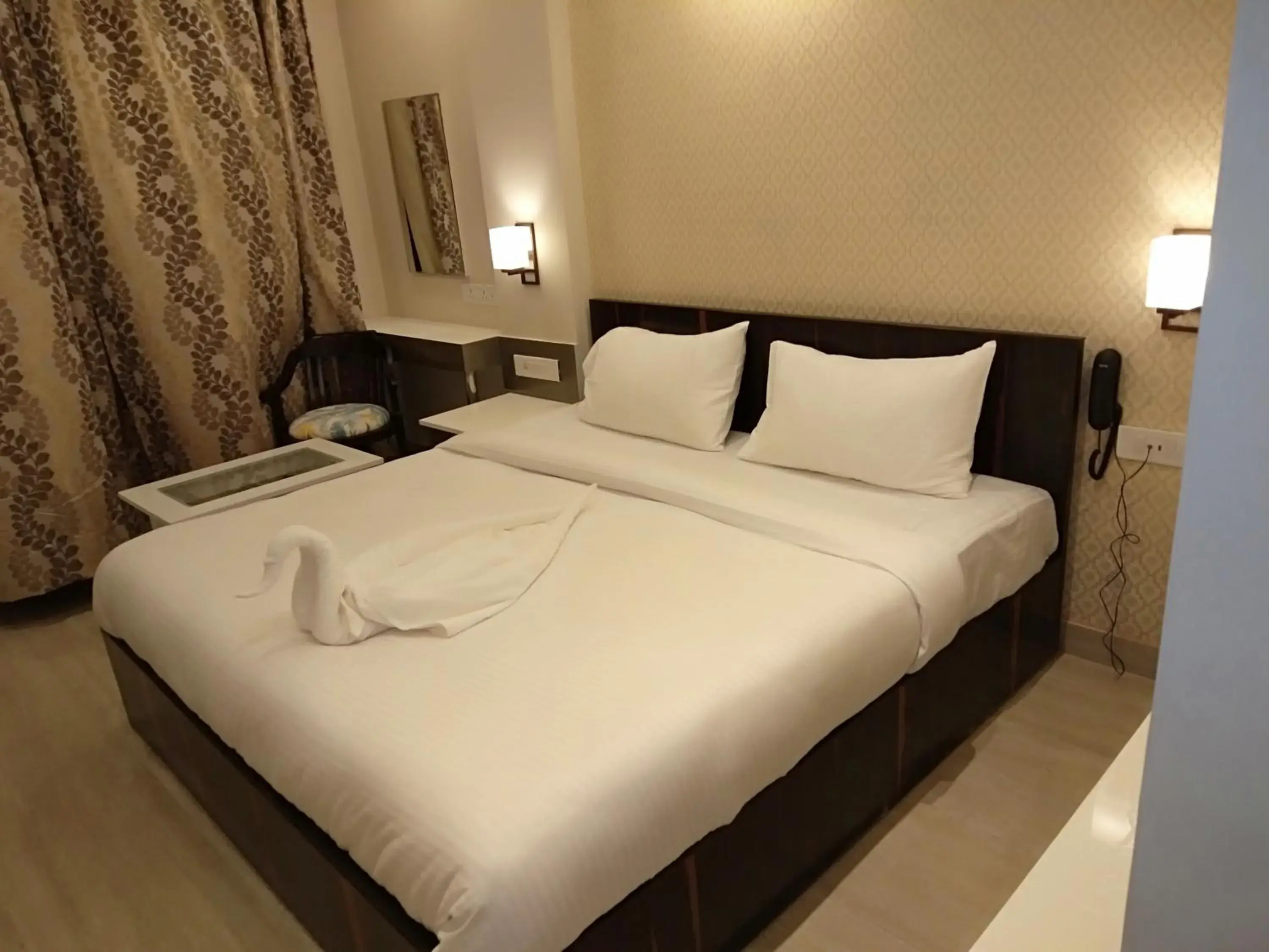 Deluxe Double Room - single occupancy in Hotel Varanasi Heritage Deluxe Double Room - single occupancy in Hotel Varanasi Heritage