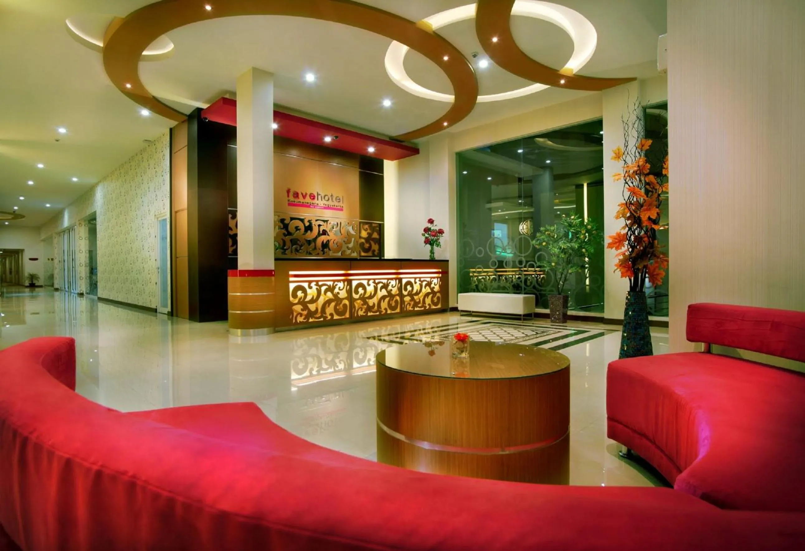 Lobby or reception in favehotel Kusumanegara