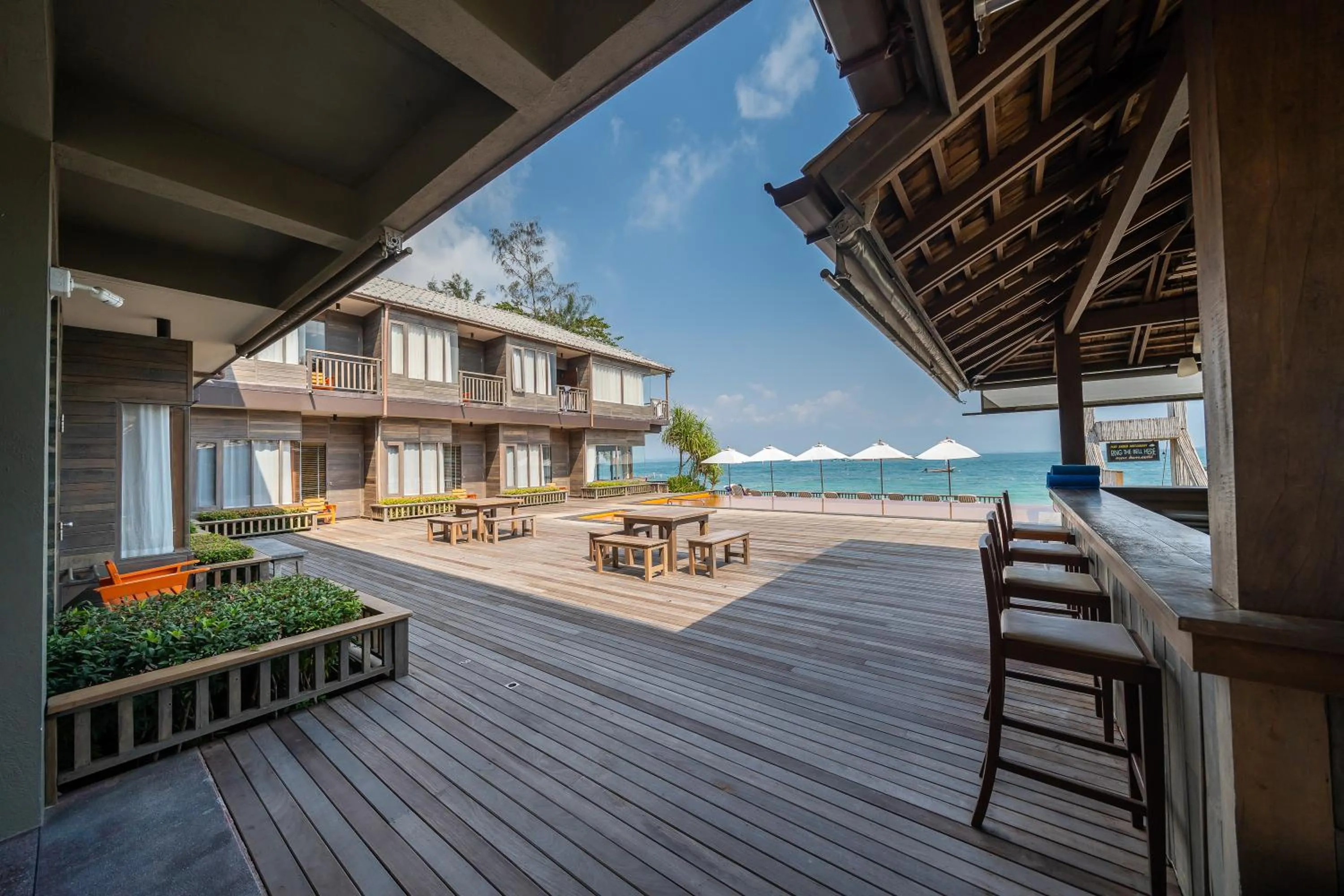 Property building in Baan Ploy Sea