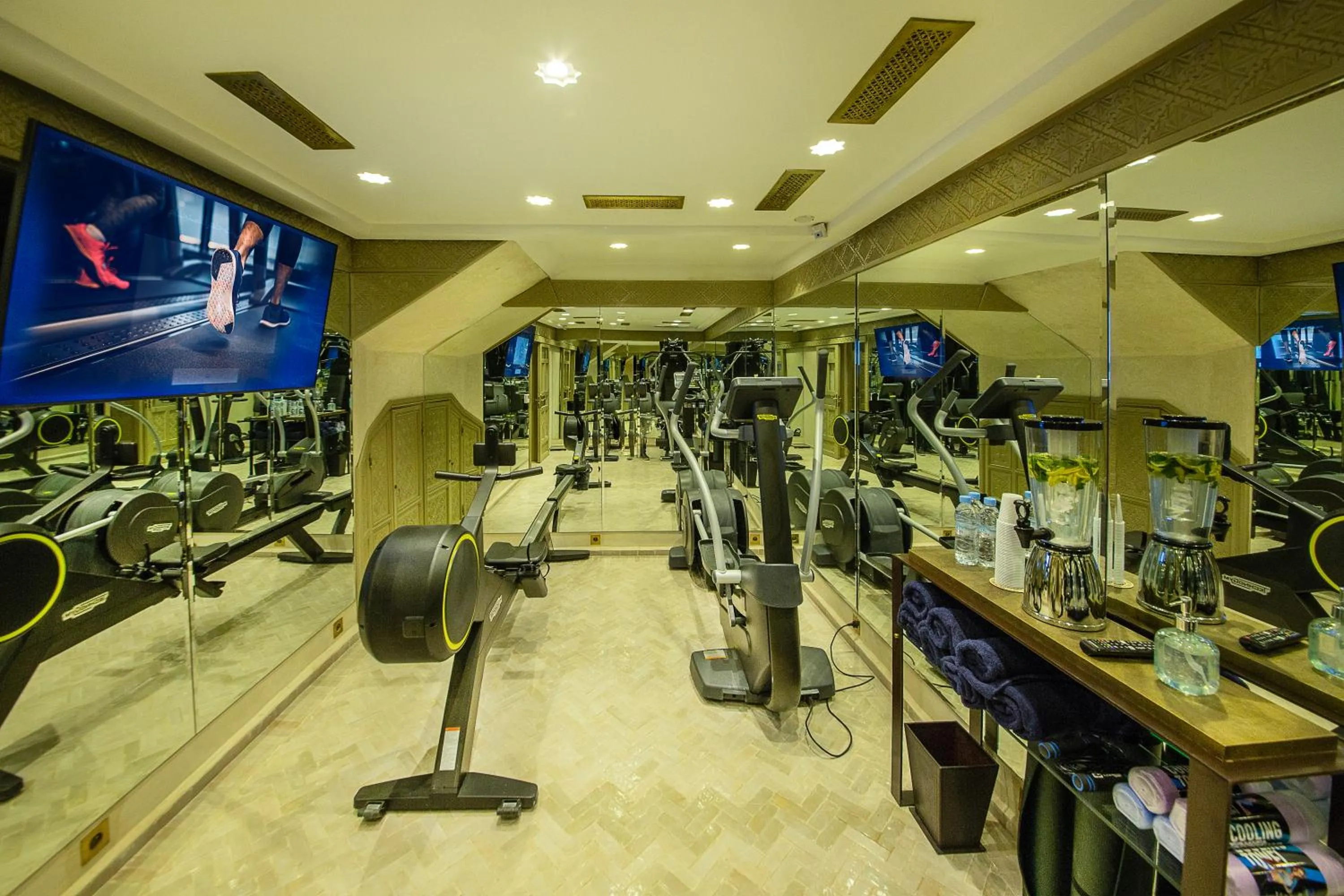 Fitness centre/facilities in Elegancia Riad Boutique & SPA