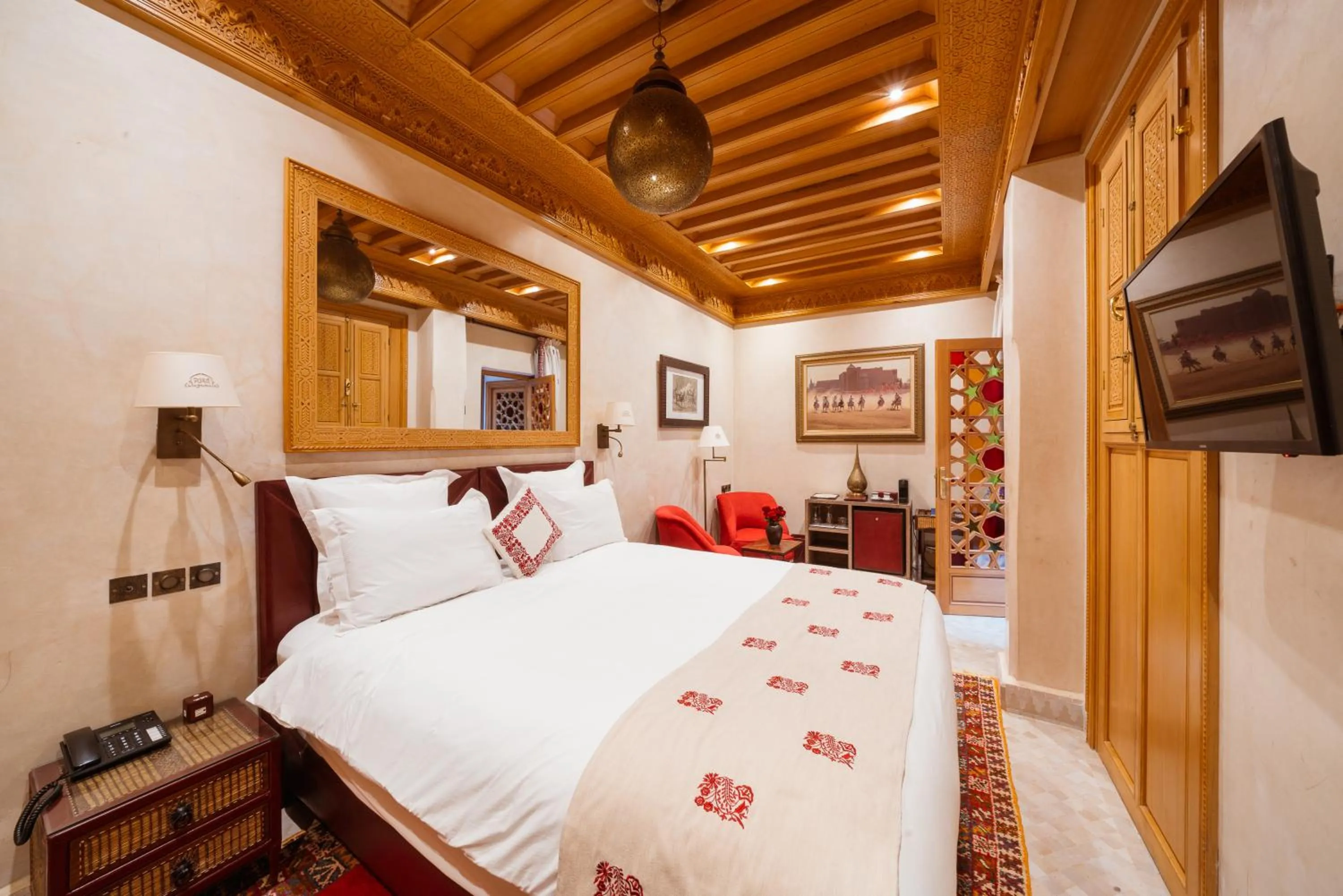Photo of the whole room, Bed in Elegancia Riad Boutique & SPA
