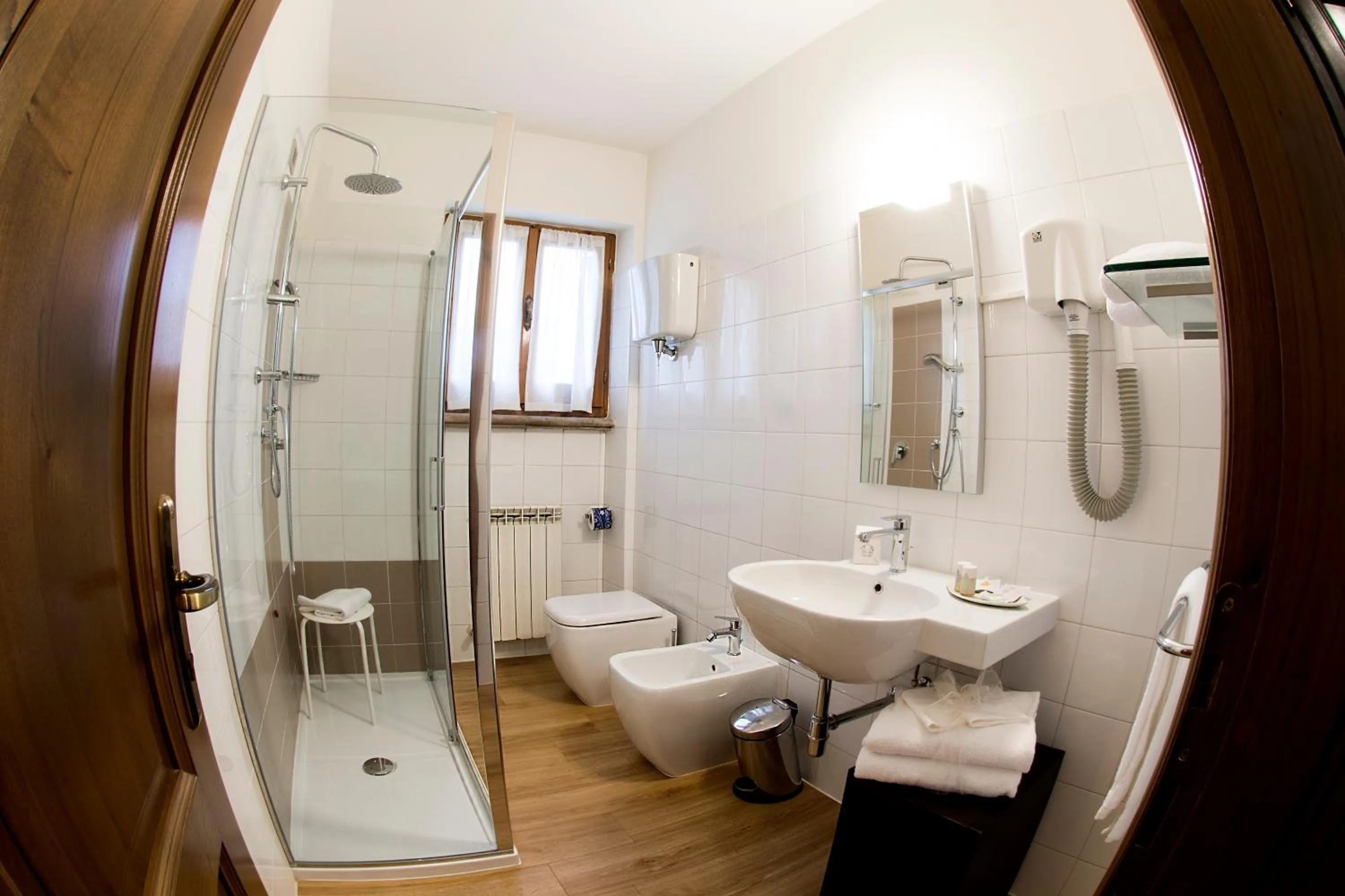 Bathroom in Locanda Giustini