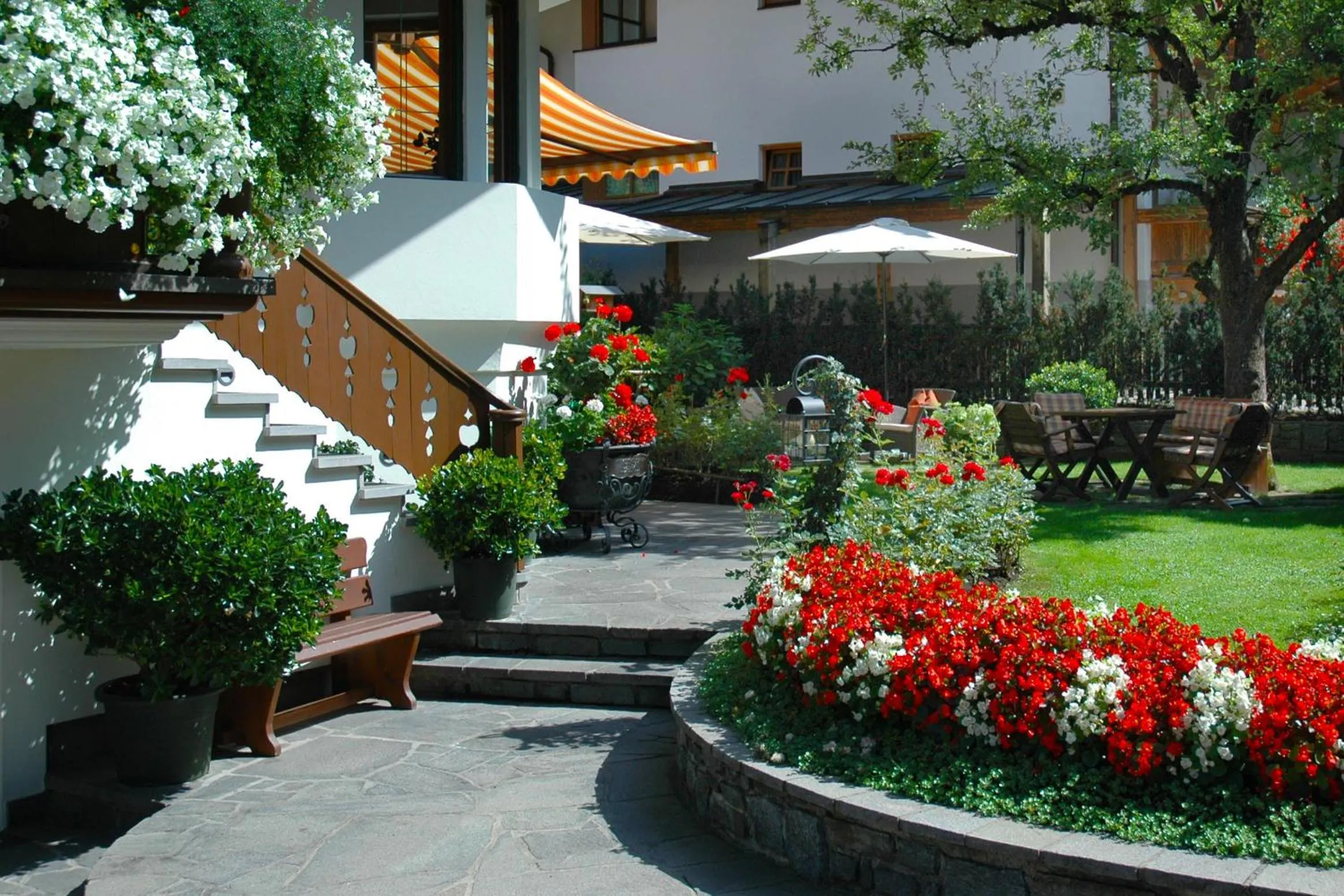 Facade/entrance in Appart & Hotel Garni Villa Knauer