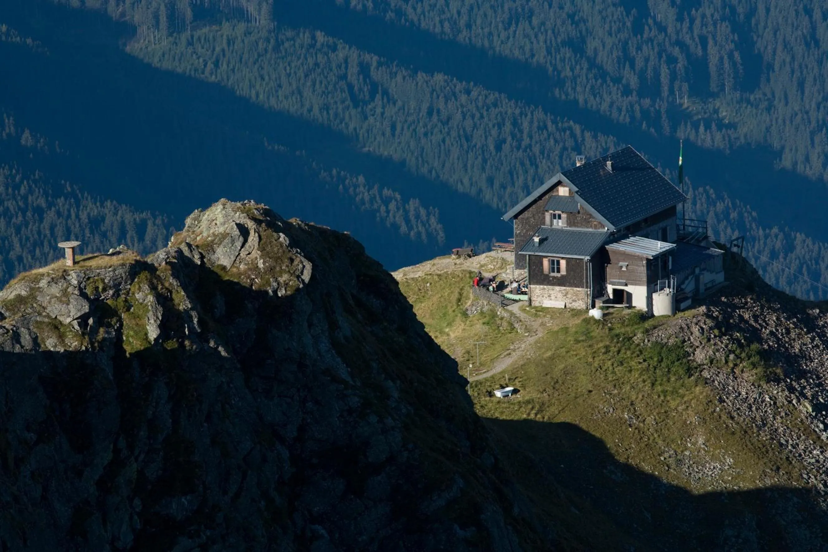 Hiking in Hotel Standlhof Zillertal