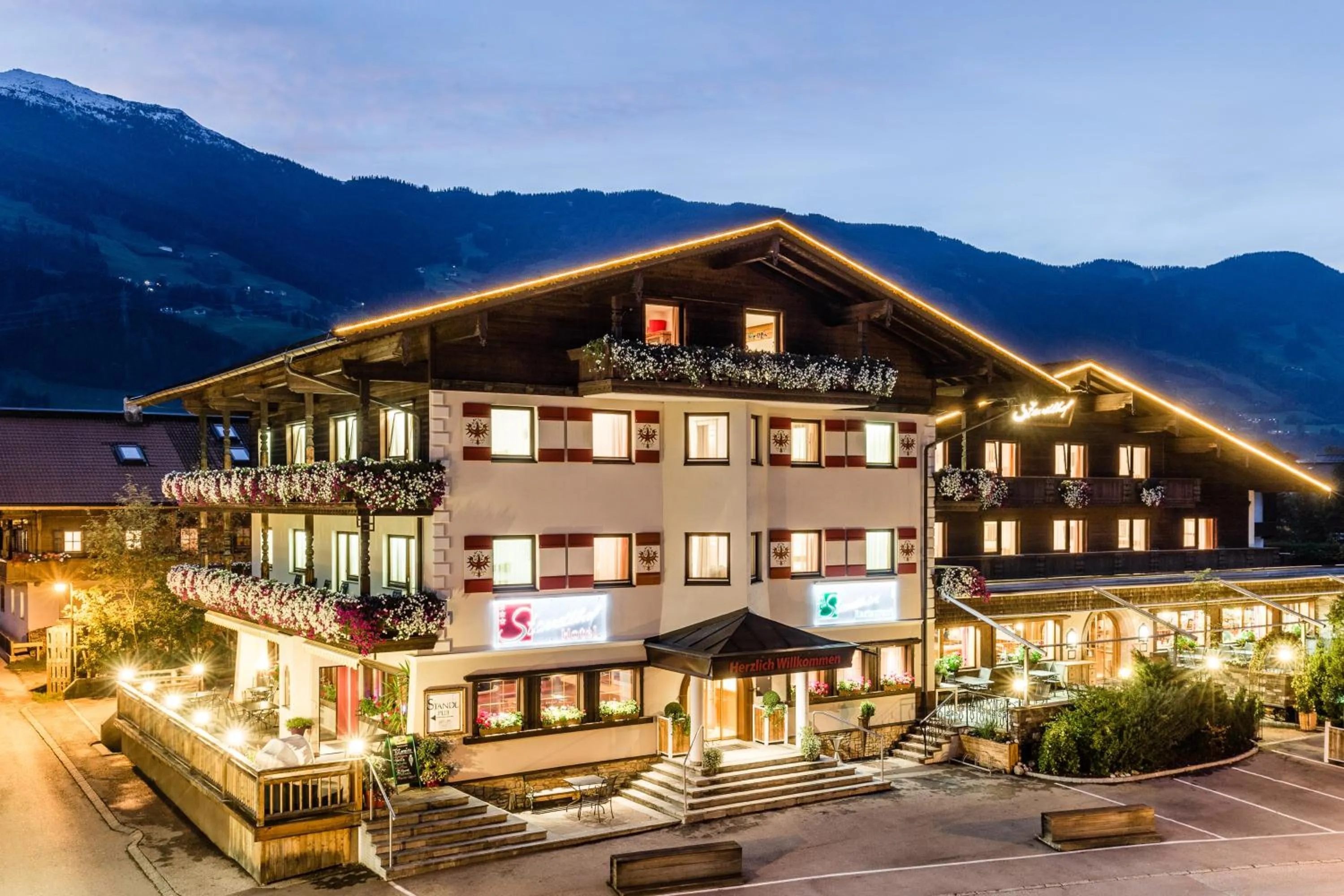 Mountain view in Hotel Standlhof Zillertal