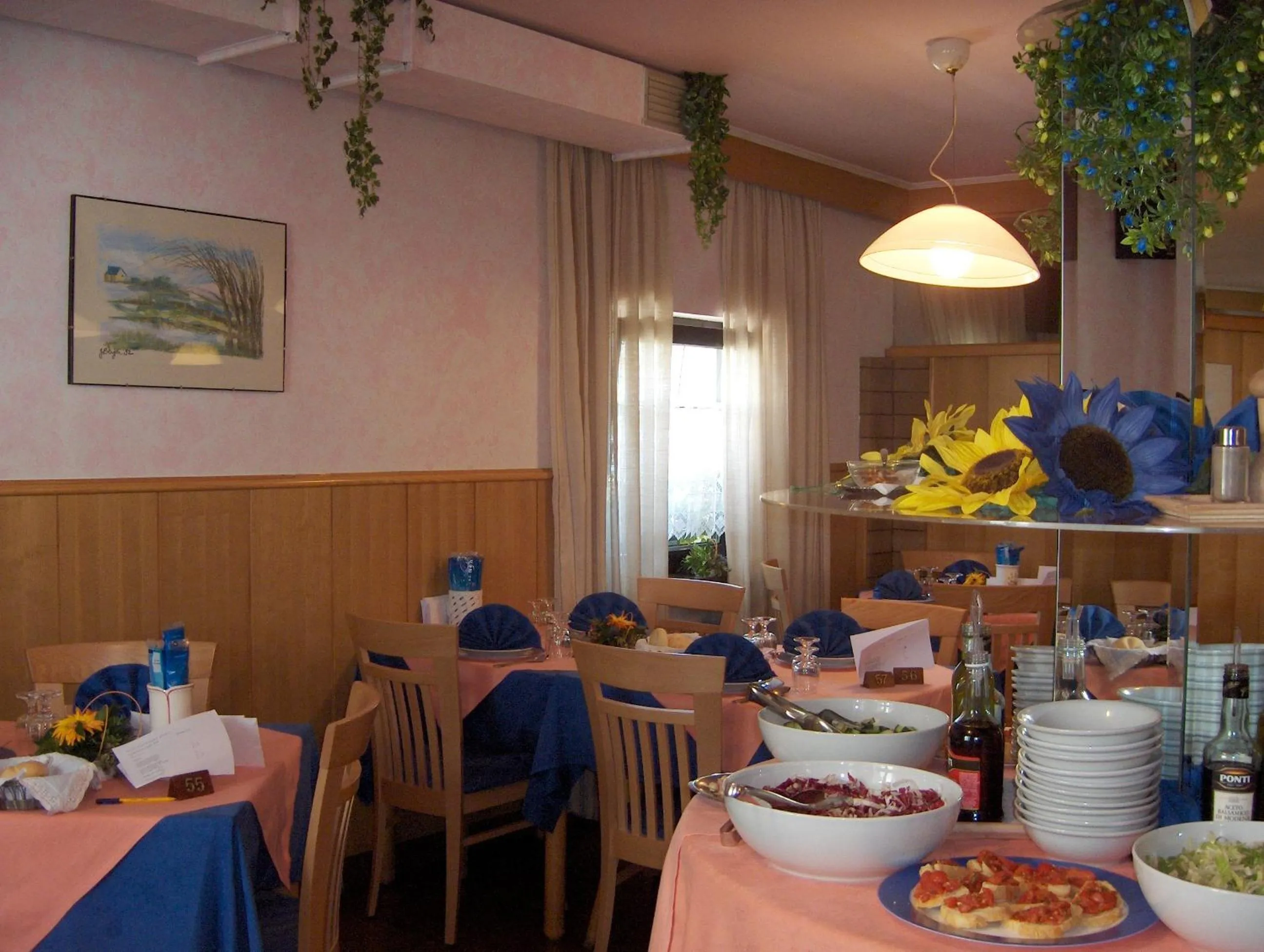 Restaurant/places to eat in Hotel Allo Zodiaco