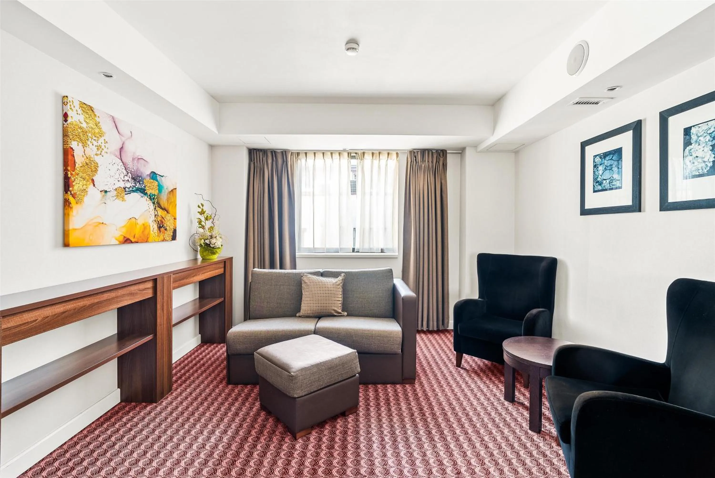 Living room in Hampton by Hilton Cluj-Napoca