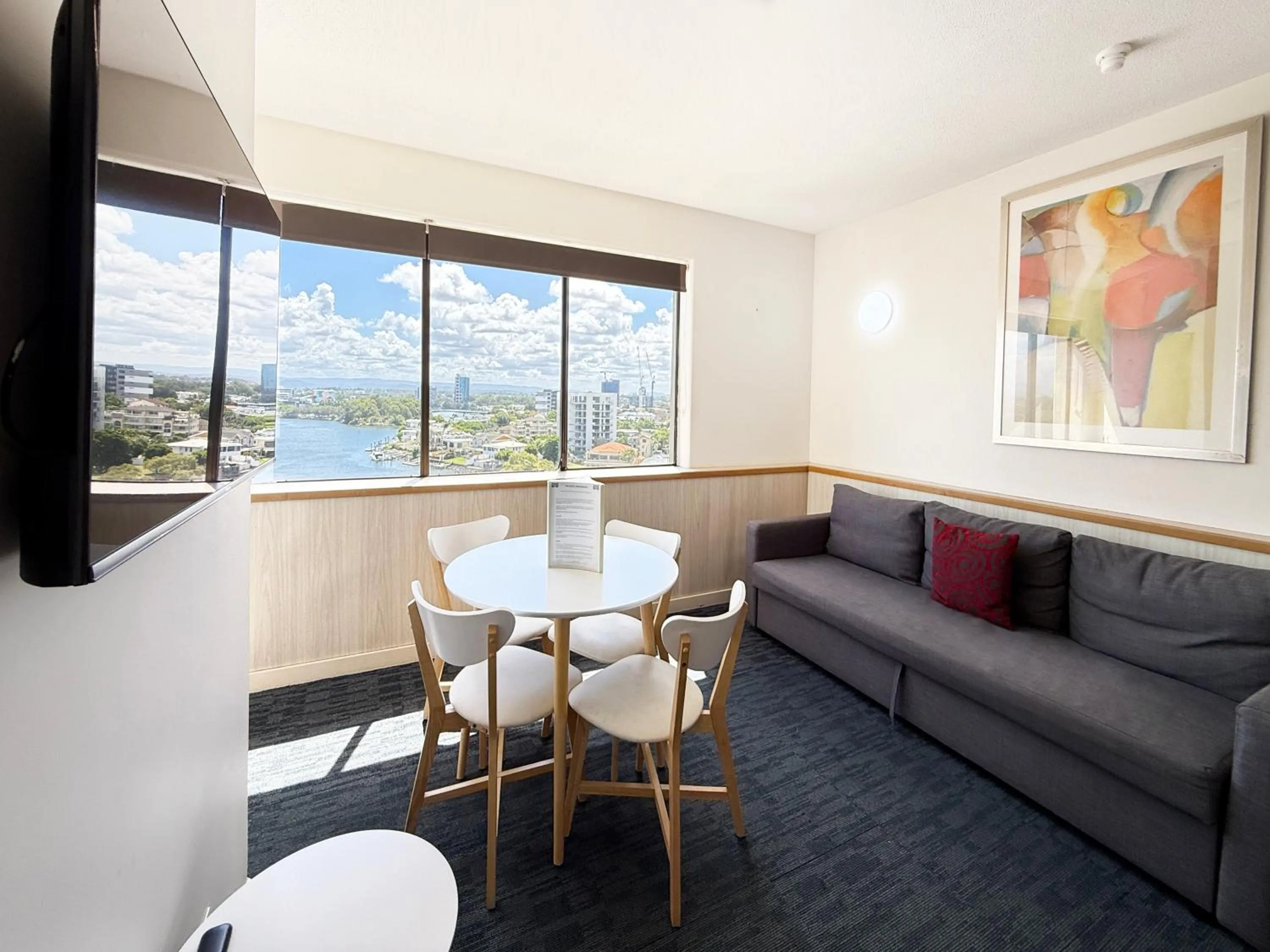 Seating area in Tiki Hotel Apartments Surfers Paradise