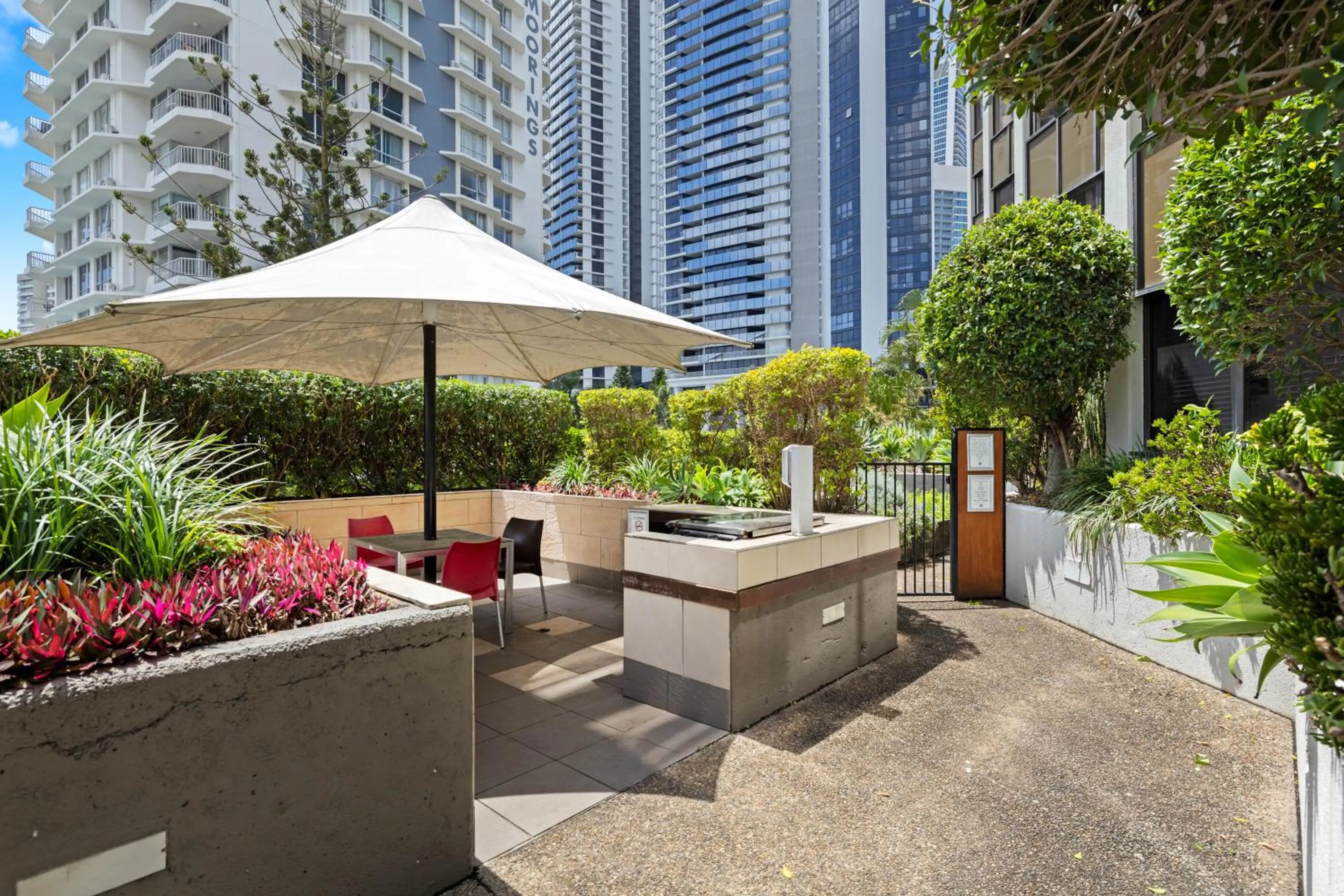 Patio in Tiki Hotel Apartments Surfers Paradise