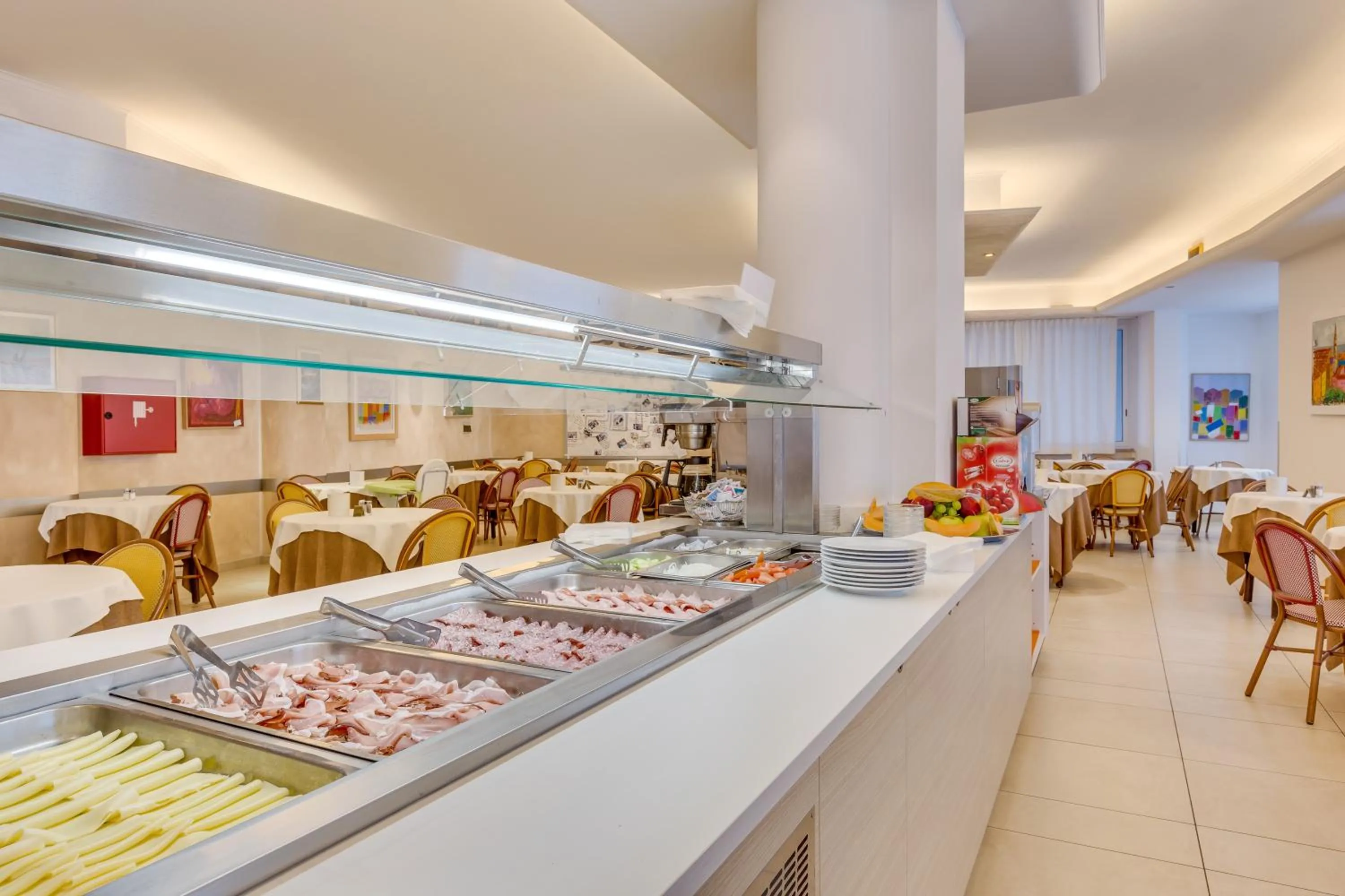 Meals in Hotel Ambassador