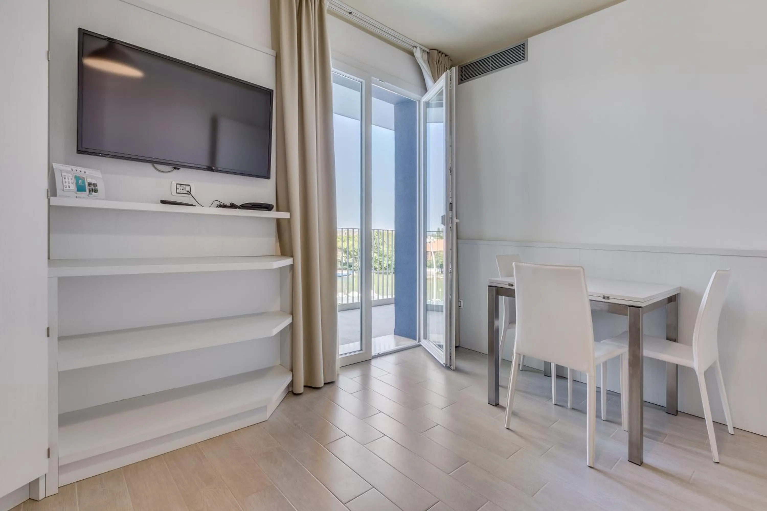 Seating area in Hotel Ambassador