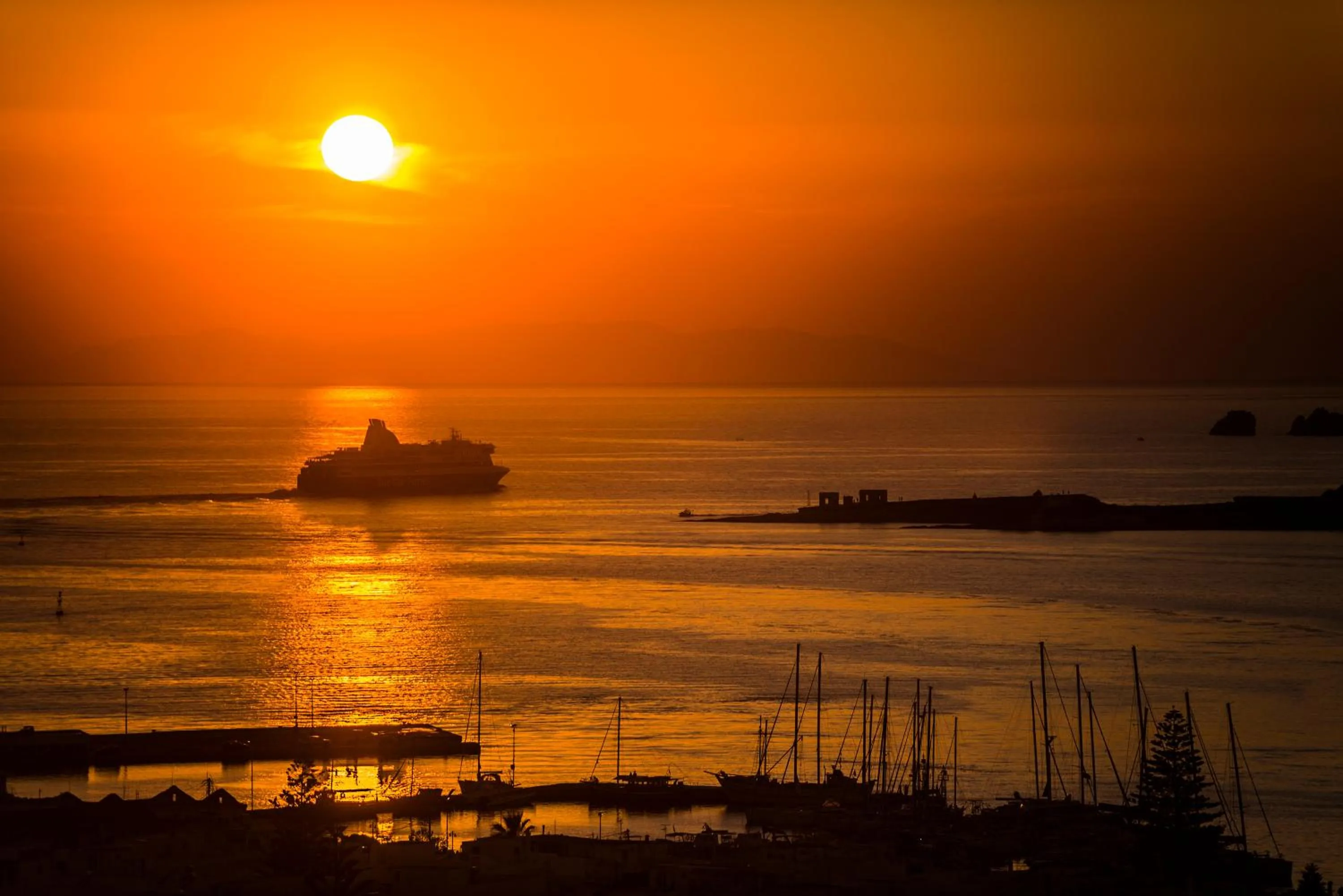 Sunset in Sunset View Hotel