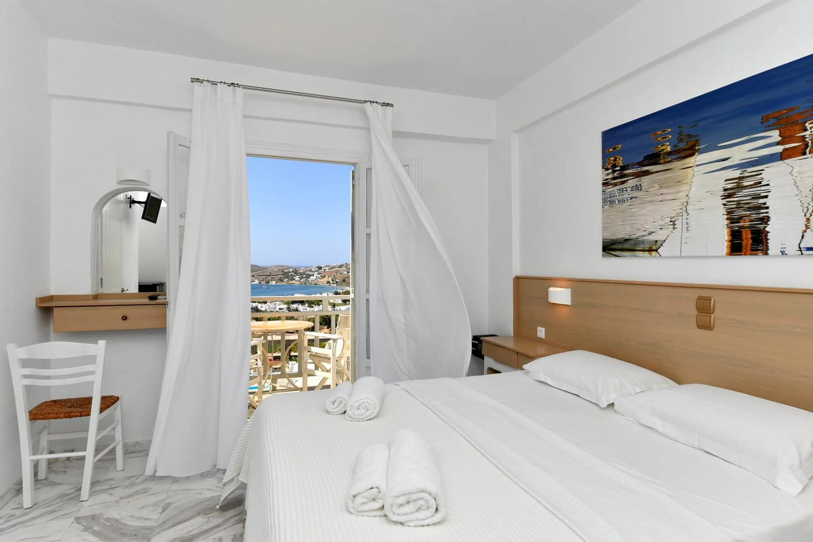 Day, Bed in Sunset View Hotel