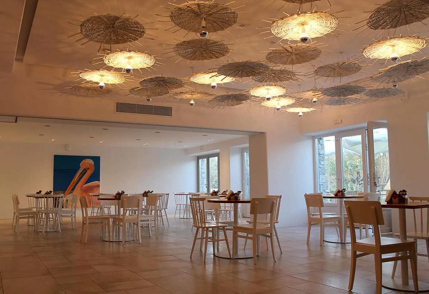 Restaurant/places to eat in Vienoula's Garden Hotel