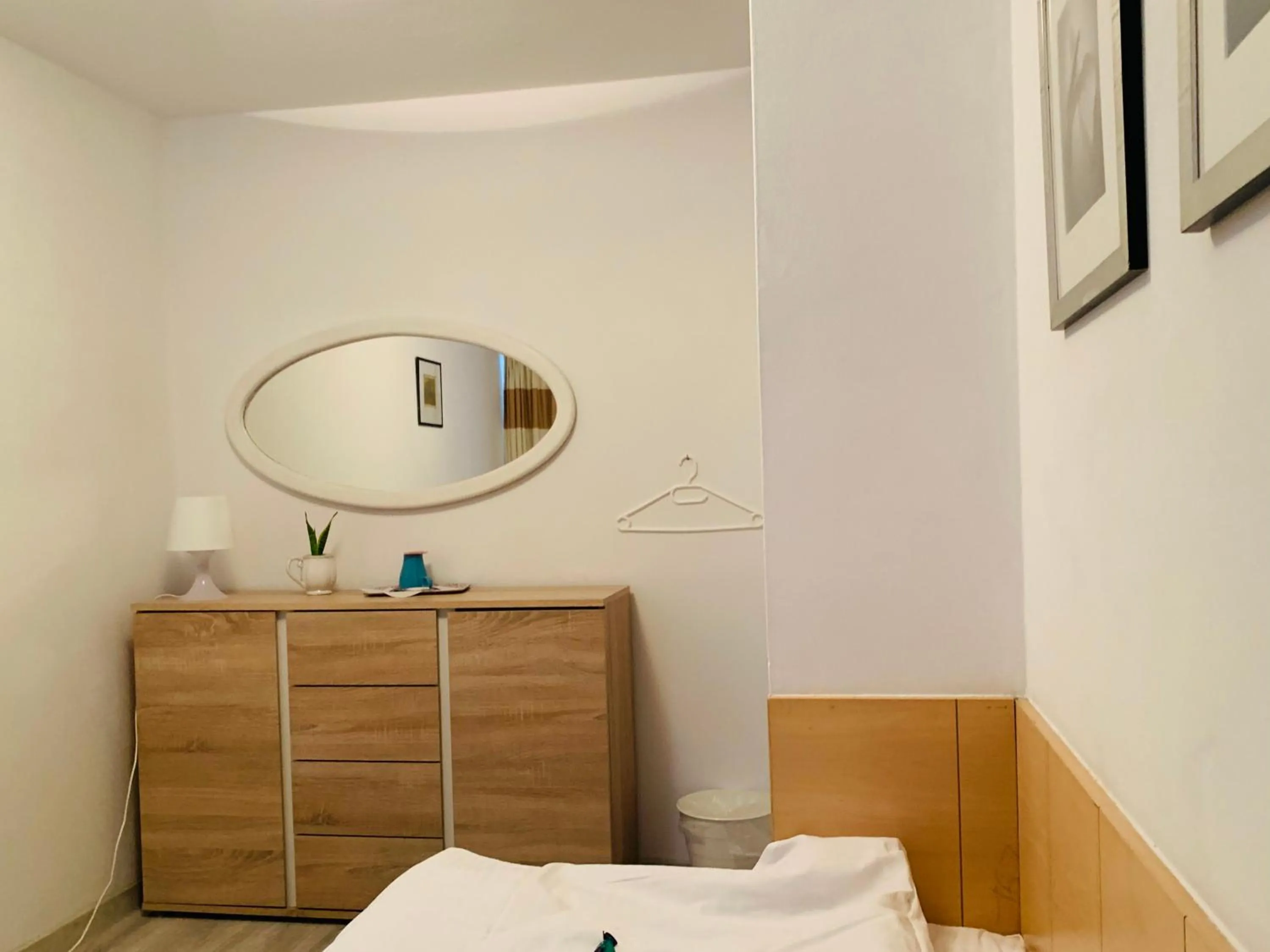 Bed in 404 Rooms Wilanowska