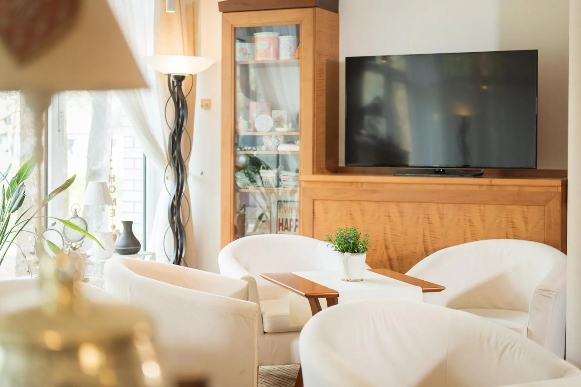 Lobby or reception in Bel Air Strandhotel Glowe