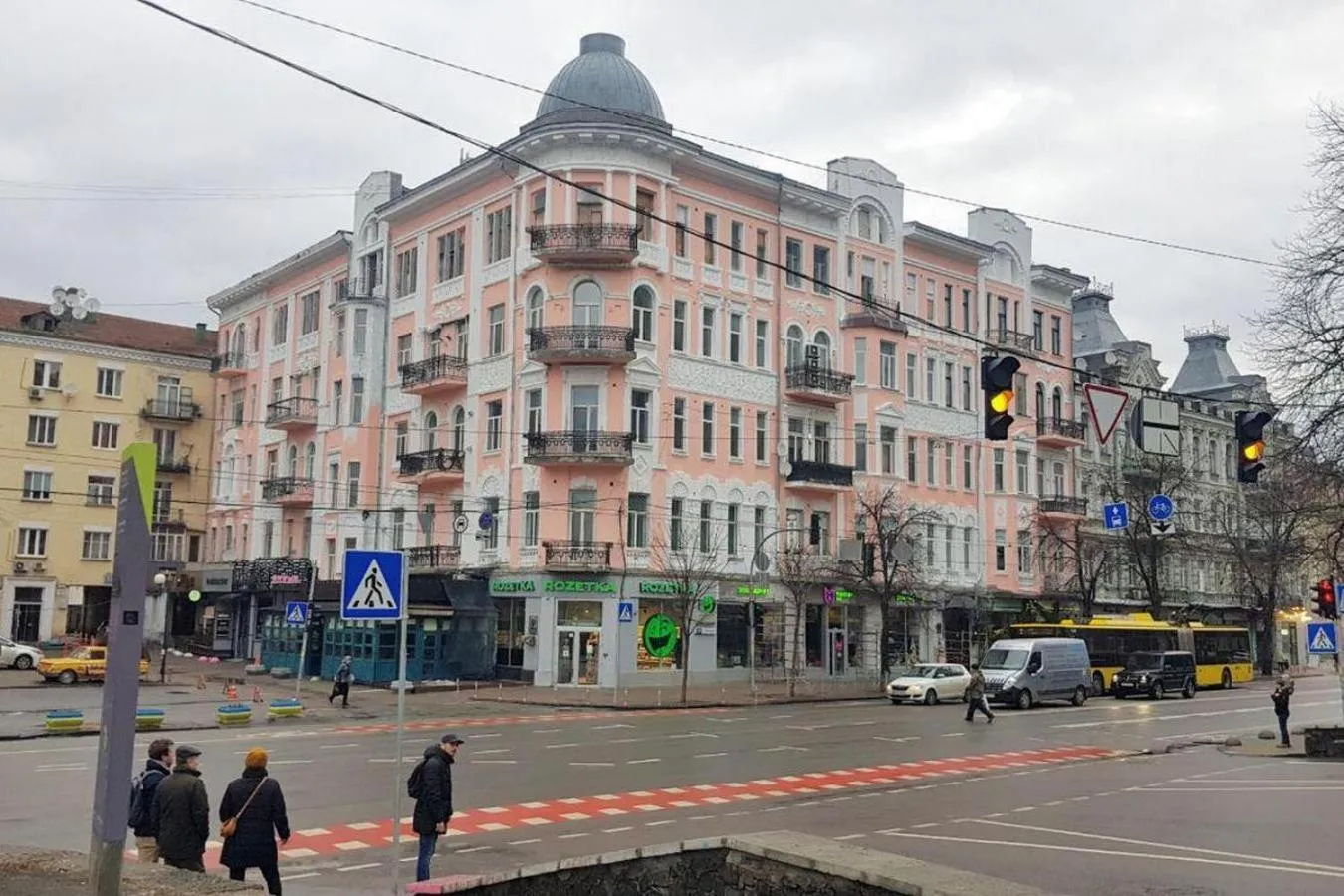 Property building in Maison Blanche Kyiv city center