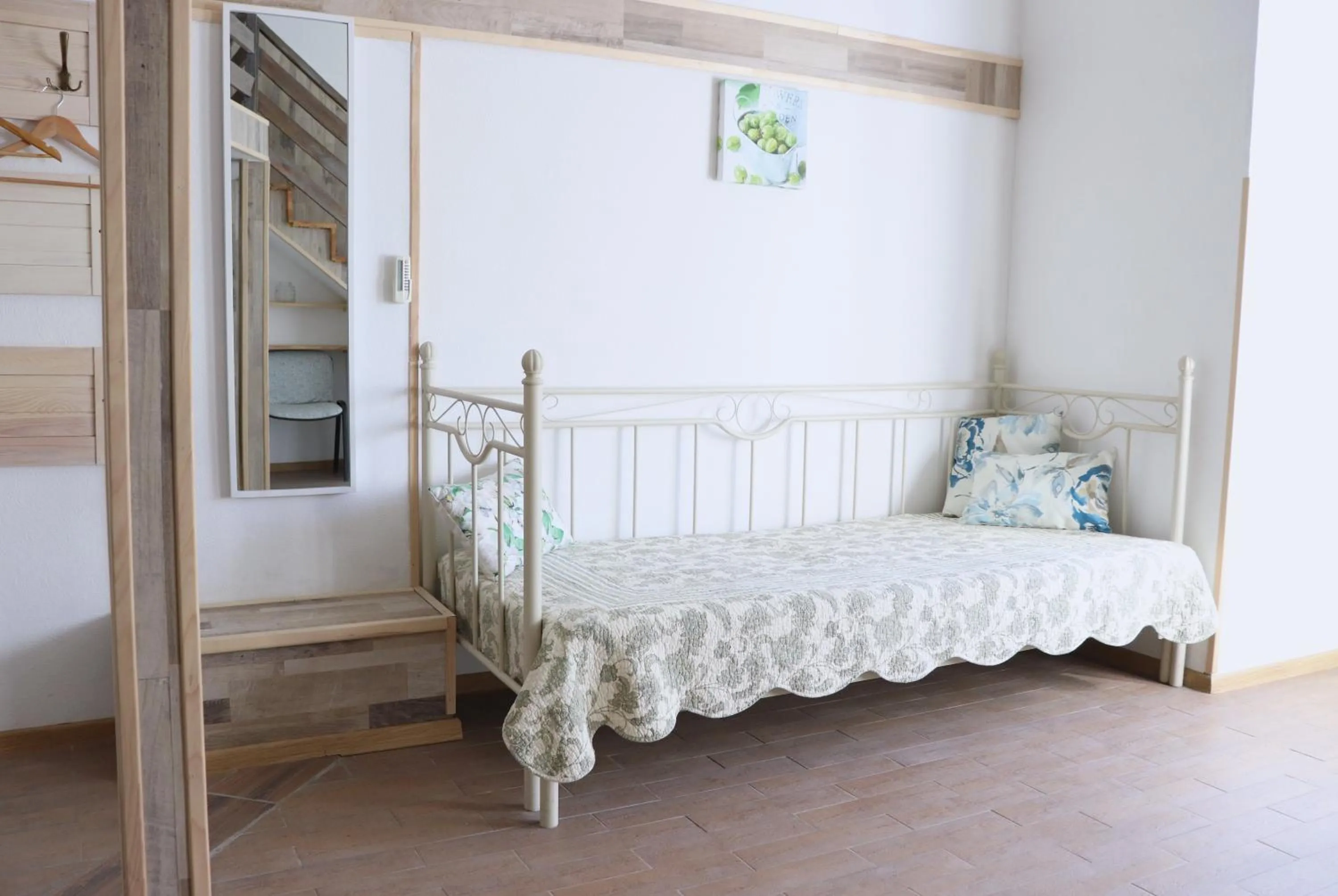 Photo of the whole room, Bed in Maison Blanche Kyiv city center