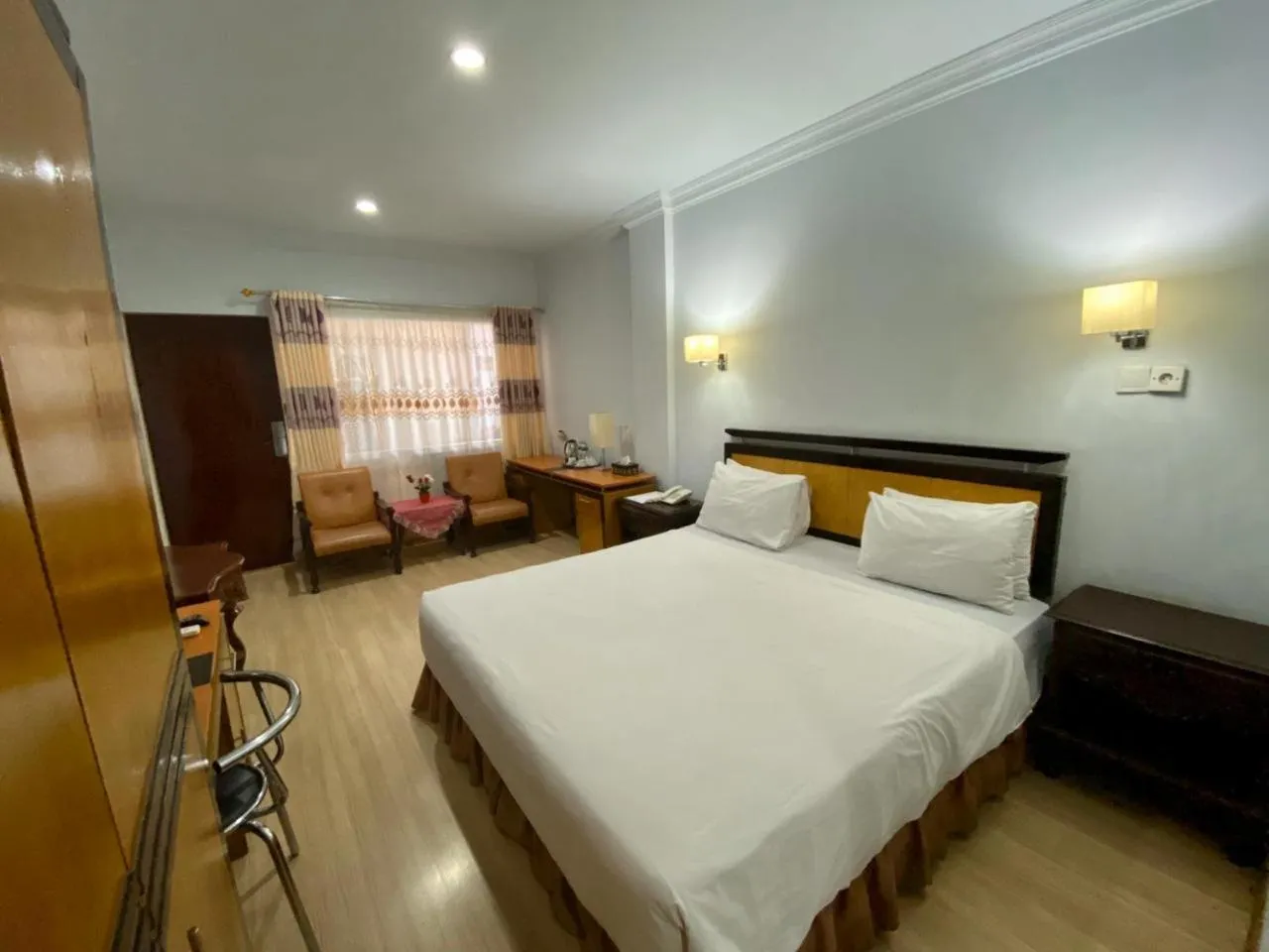 Bedroom, Bed in Mariani International Hotel