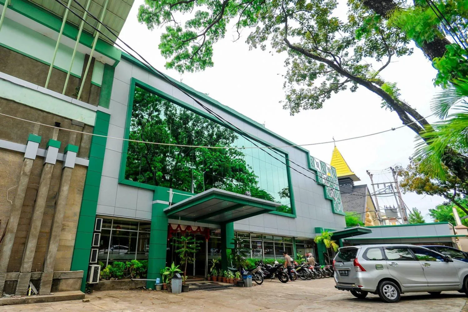 Property building in Mariani International Hotel