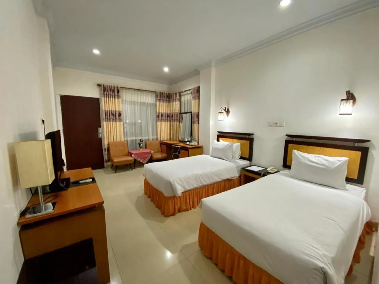 Bedroom, Bed in Mariani International Hotel