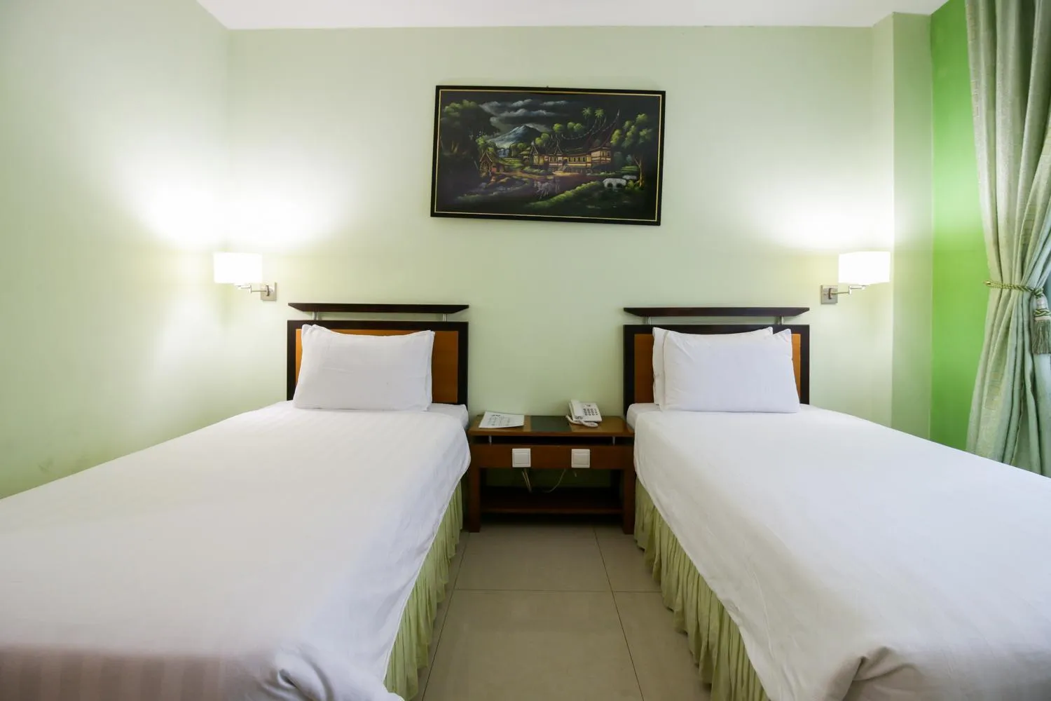 Bedroom, Bed in Mariani International Hotel