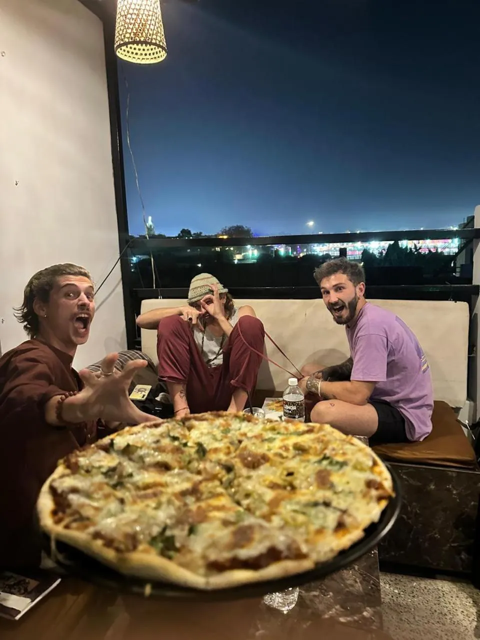 Restaurant/places to eat in Hotel Zoola Palace