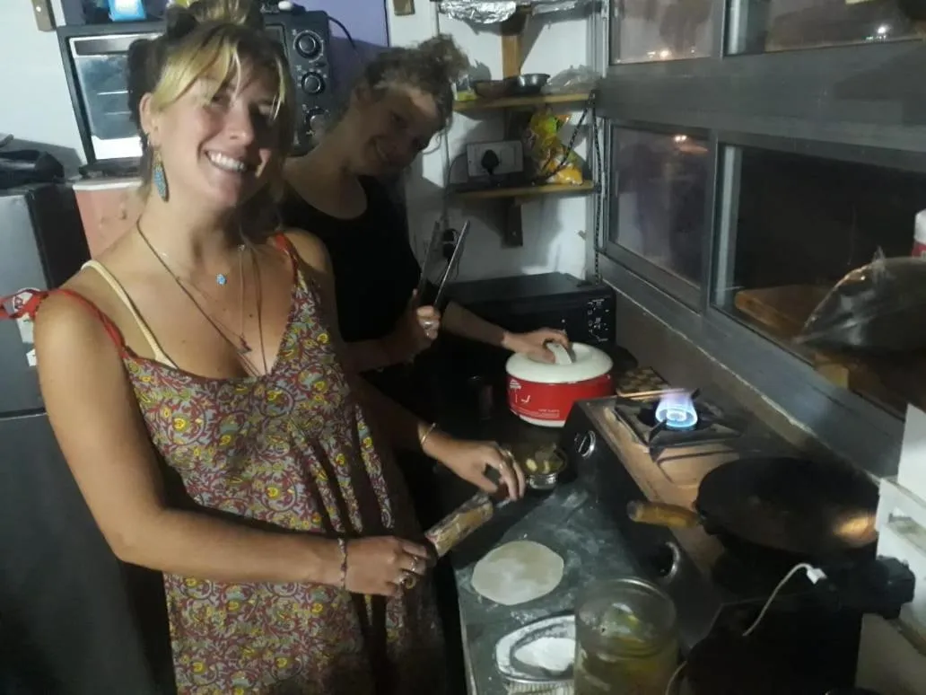 Kitchen or kitchenette in Hotel Zoola Palace