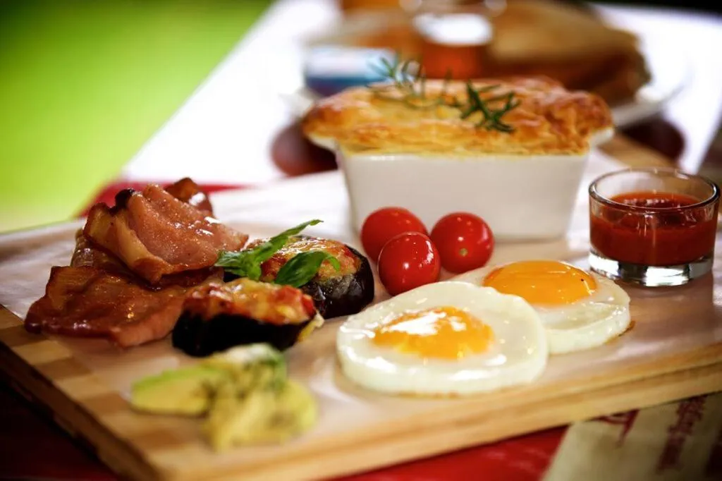 Food and drinks in Christie's Inn