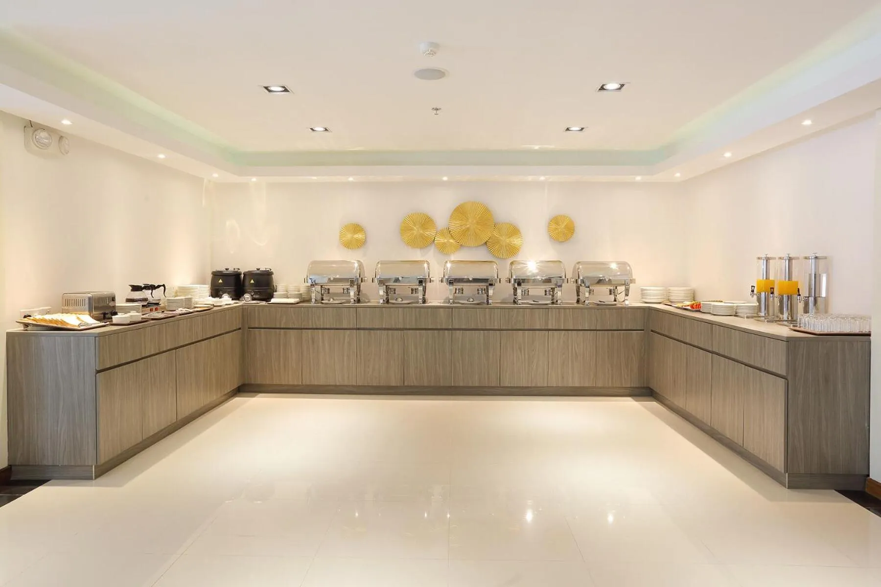 Buffet breakfast in K.C Hotel