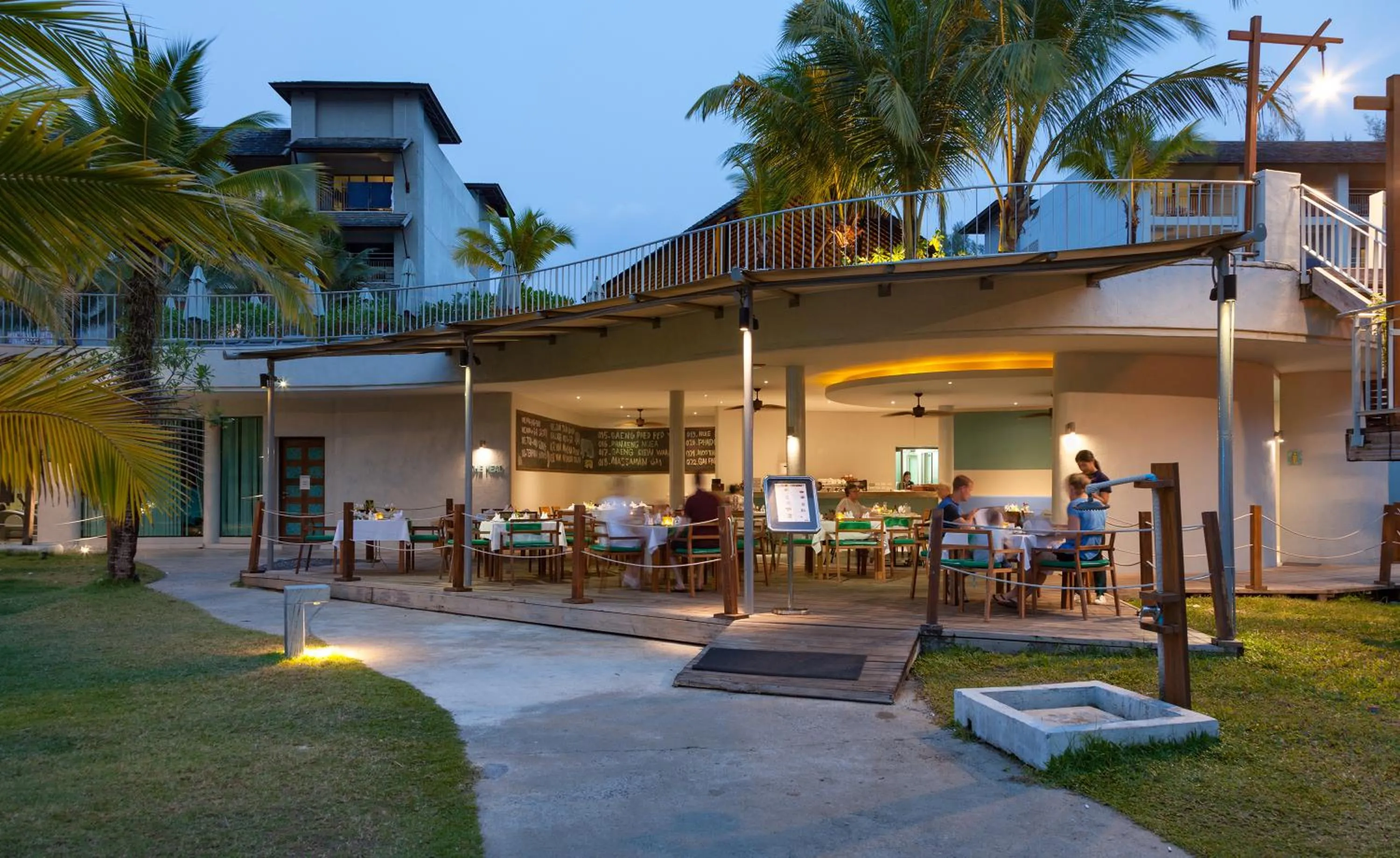 Restaurant/places to eat in Mai Khaolak Beach Resort & Spa - TUIBLUE Mai Khaolak