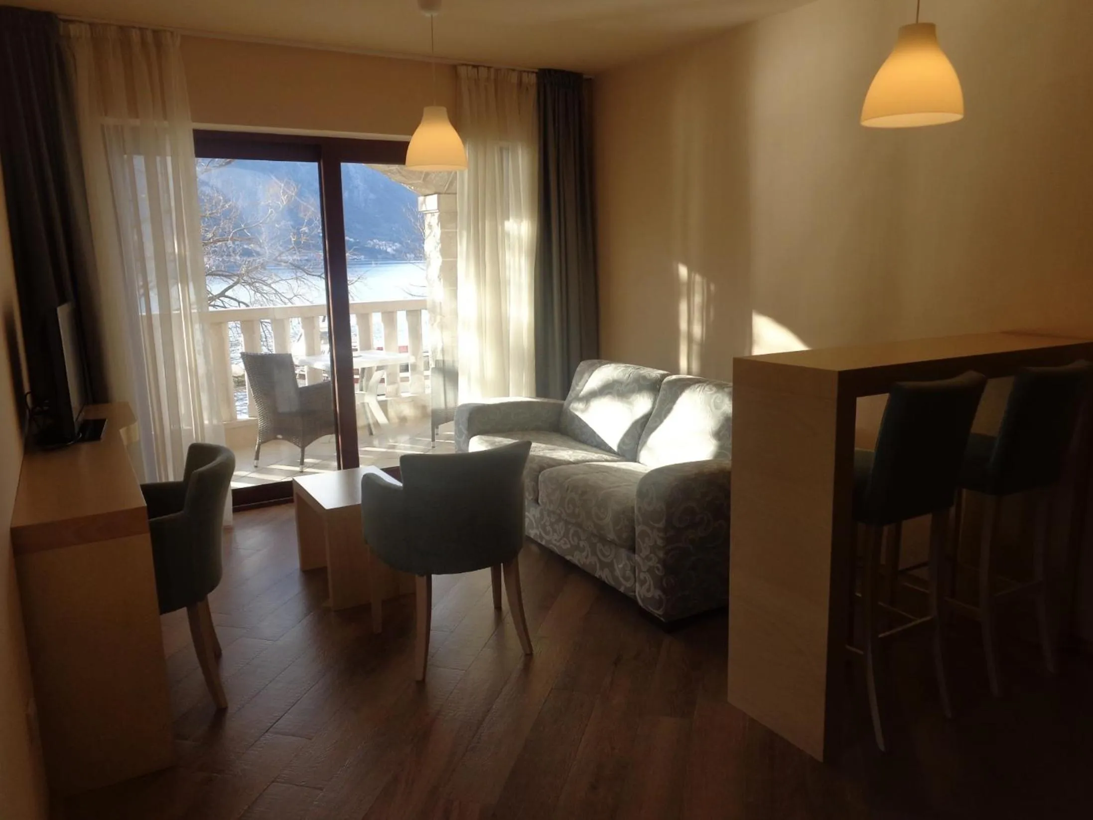 Living room, Bed in Apartments Bella di Mare