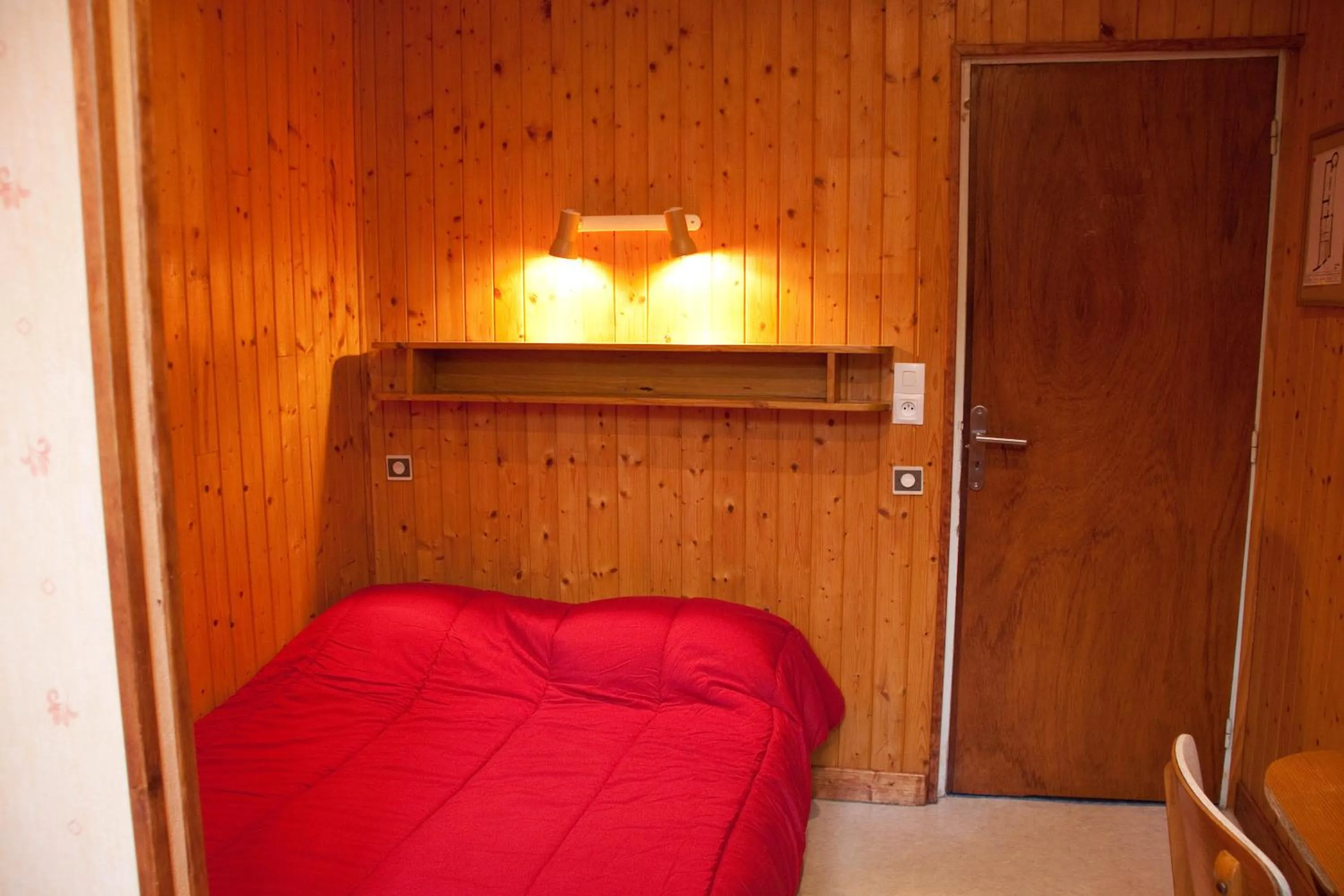 Photo of the whole room in Hébergement Artense