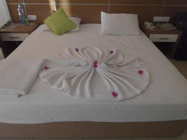 Bed in Venessa Beach Hotel