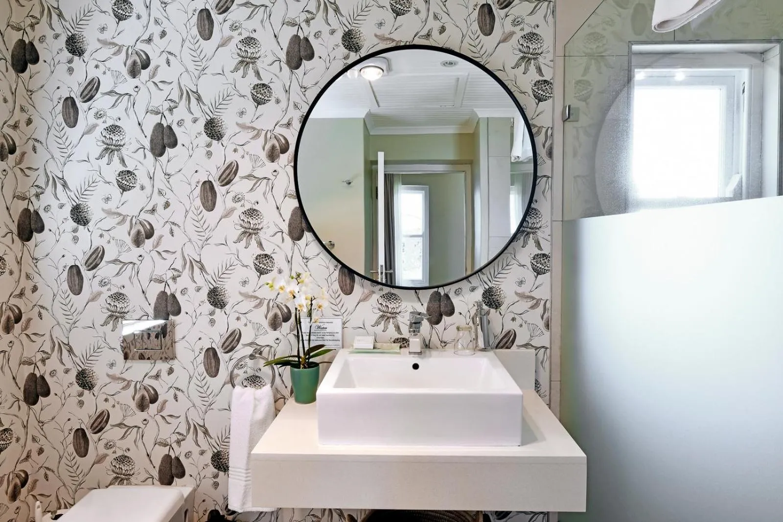 Bathroom in Lavender Farm Boutique Guest House