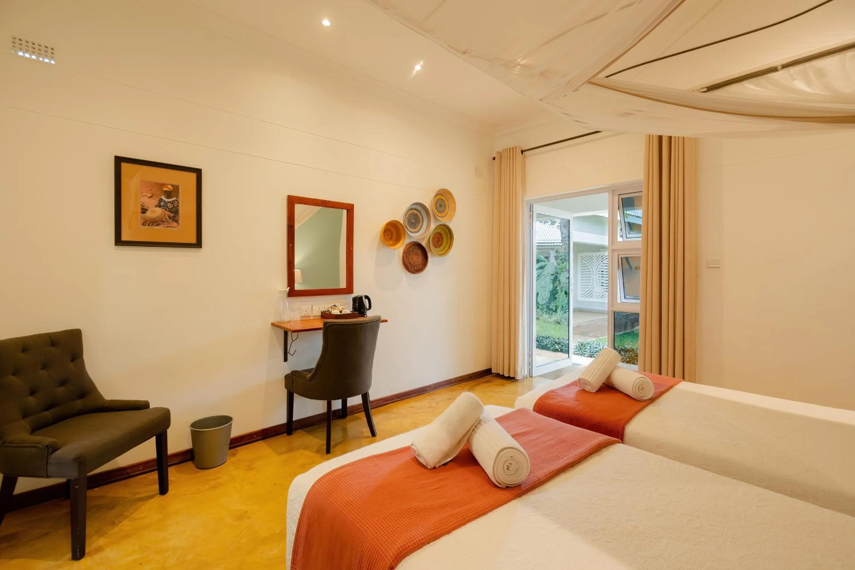 Coffee/tea facilities, Bed in PheZulu Guest Lodge