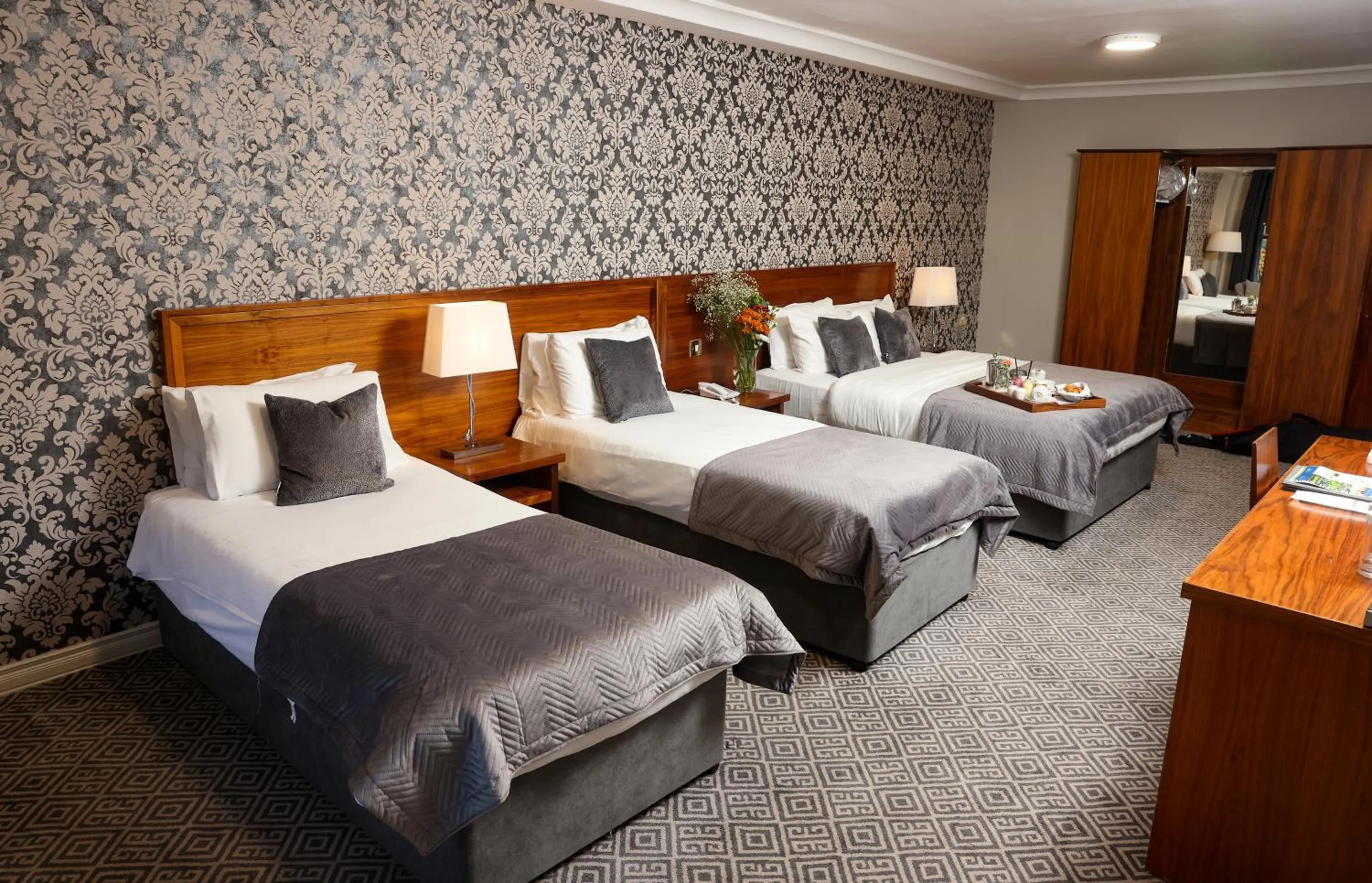 Bedroom, Bed in The Lakeside Hotel & Leisure Centre
