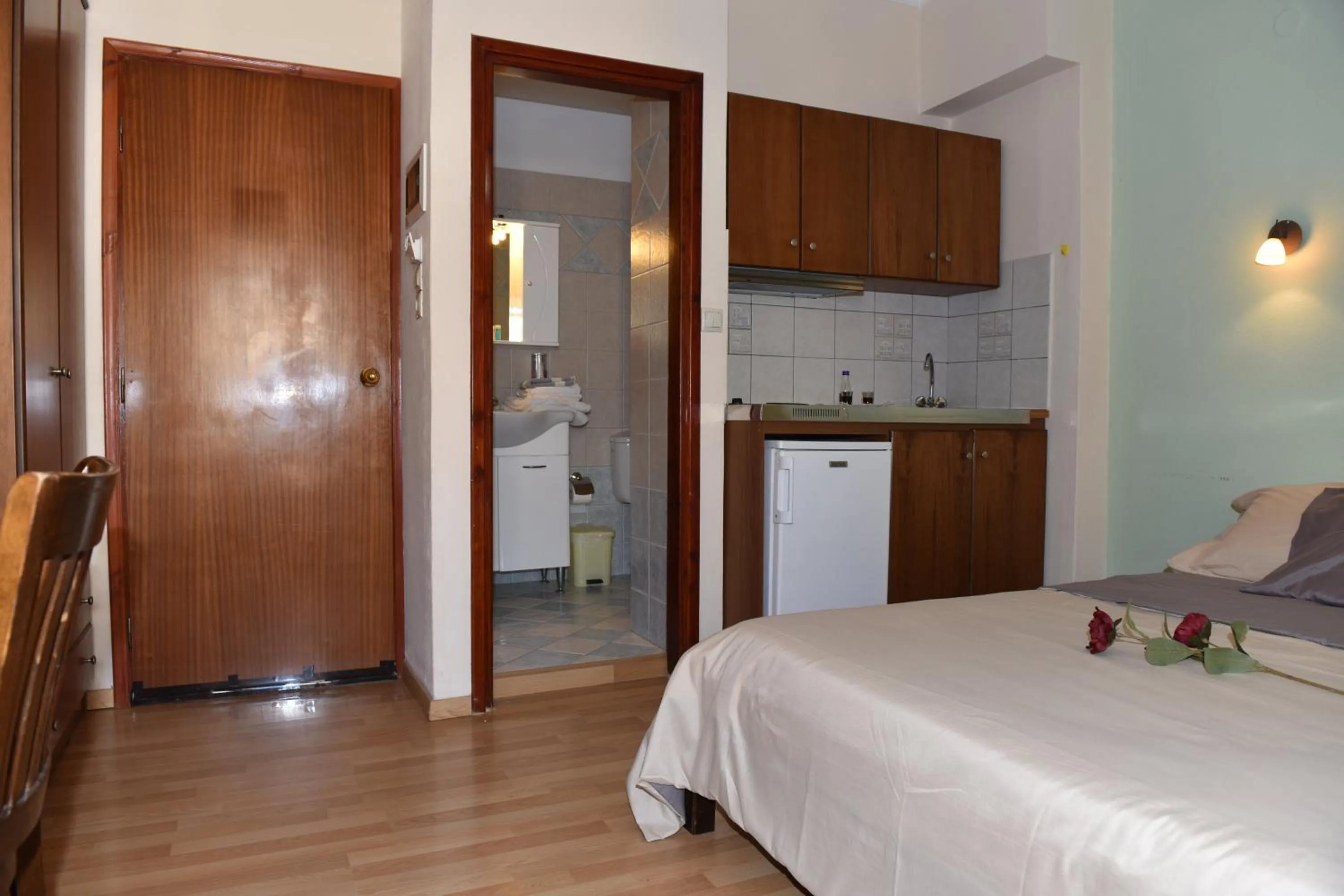 Bedroom, Bed in 40 Platania Hotel