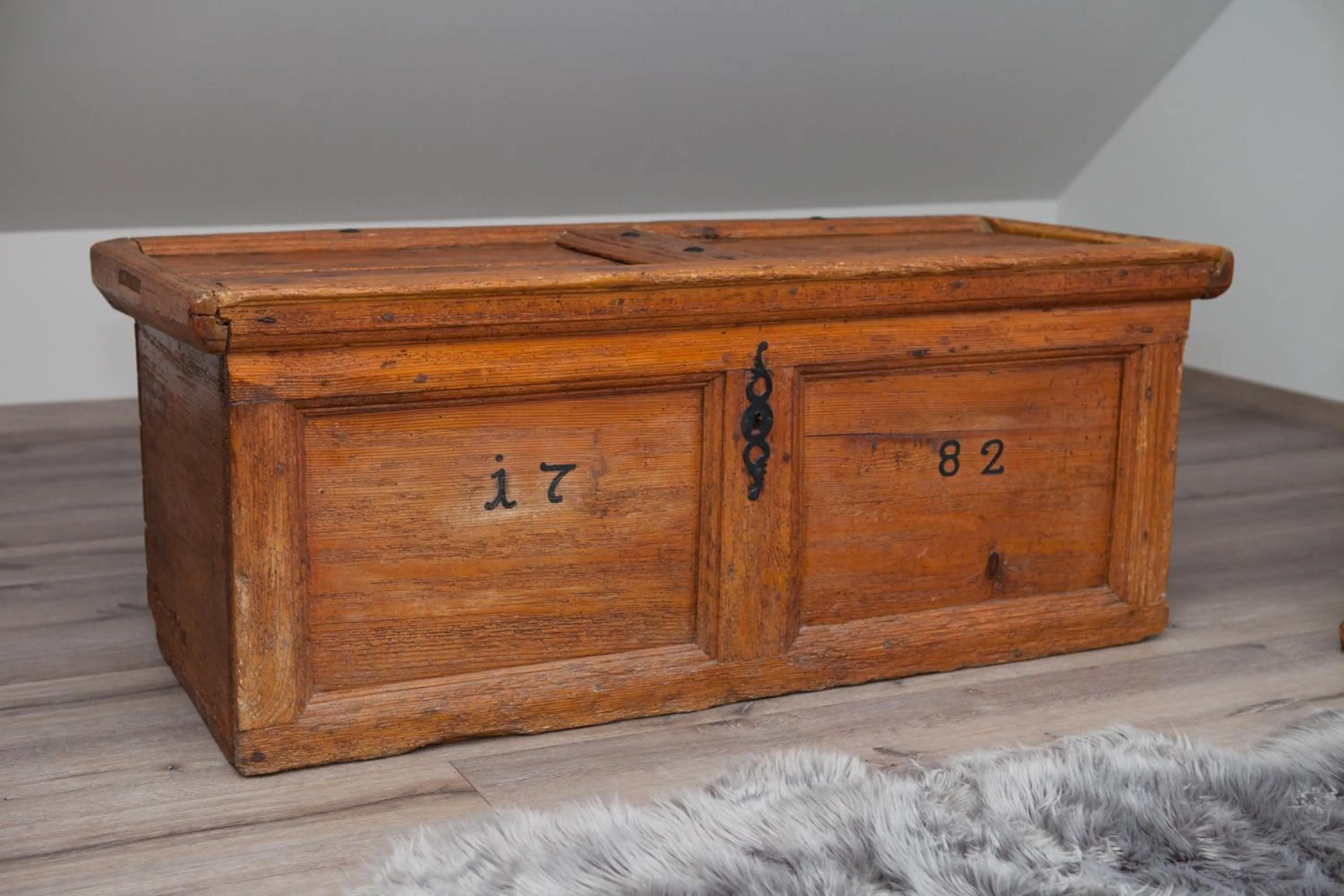 Decorative detail in Maison d hotes Coeur de Village Alsace & spa