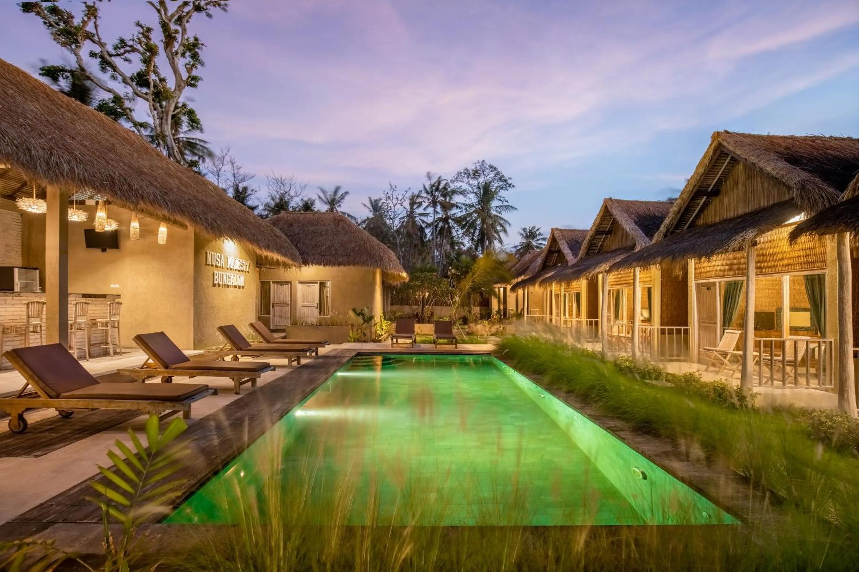 Swimming pool in Nusa Majesty