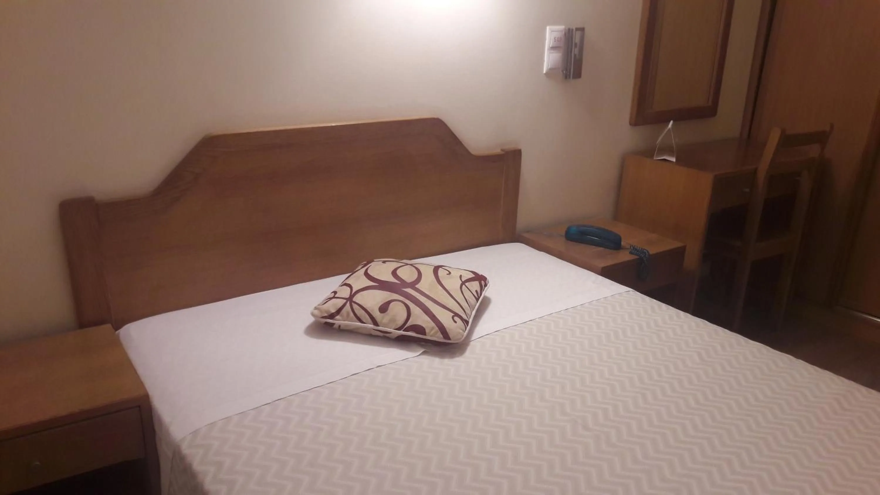 Bed in Hotel Alicante Lisboa