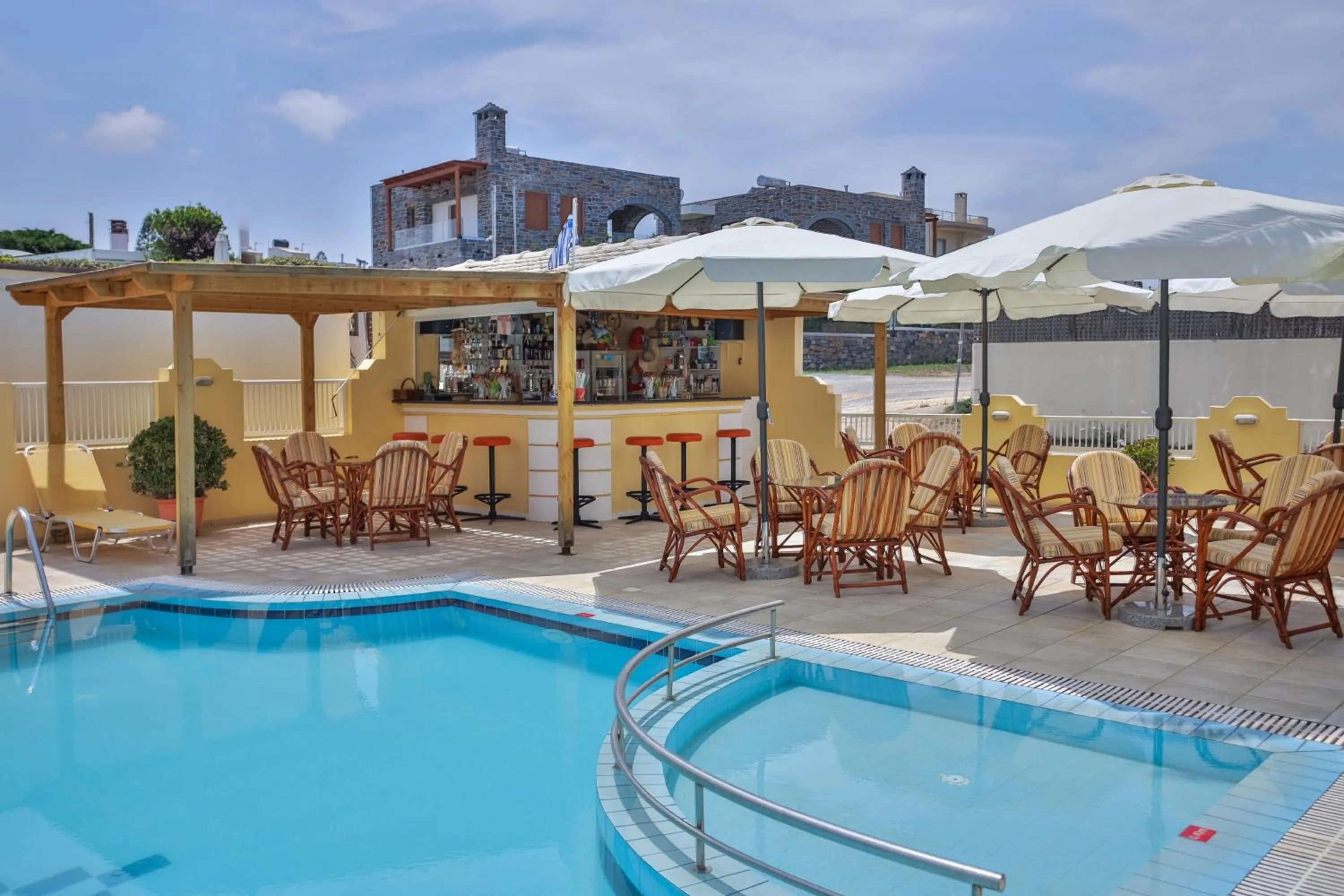 Cosmi Apts Gouves by Estia