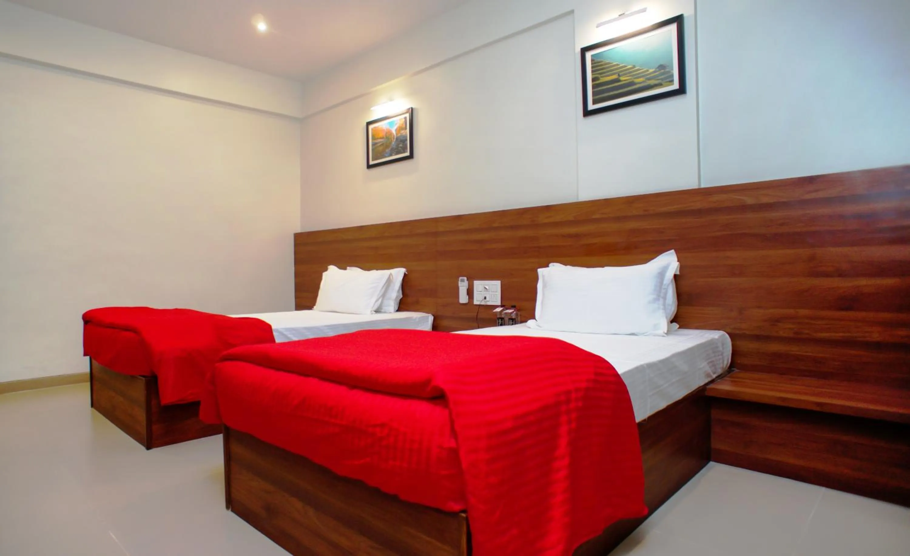 Bedroom, Bed in Mastiff Hotel Chinchwad by OTHPL